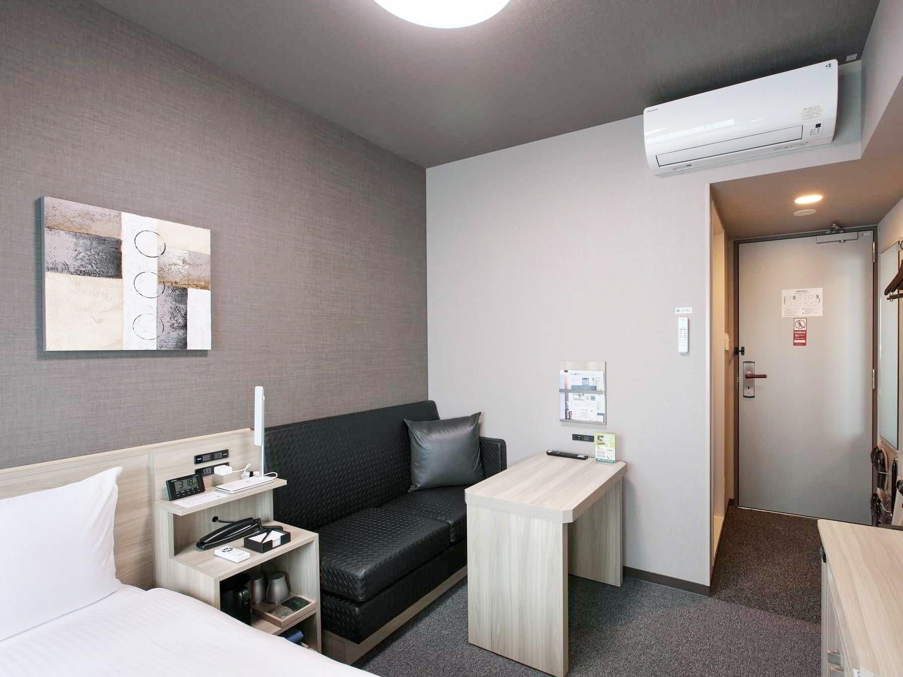 Semi Double Room - Smoking