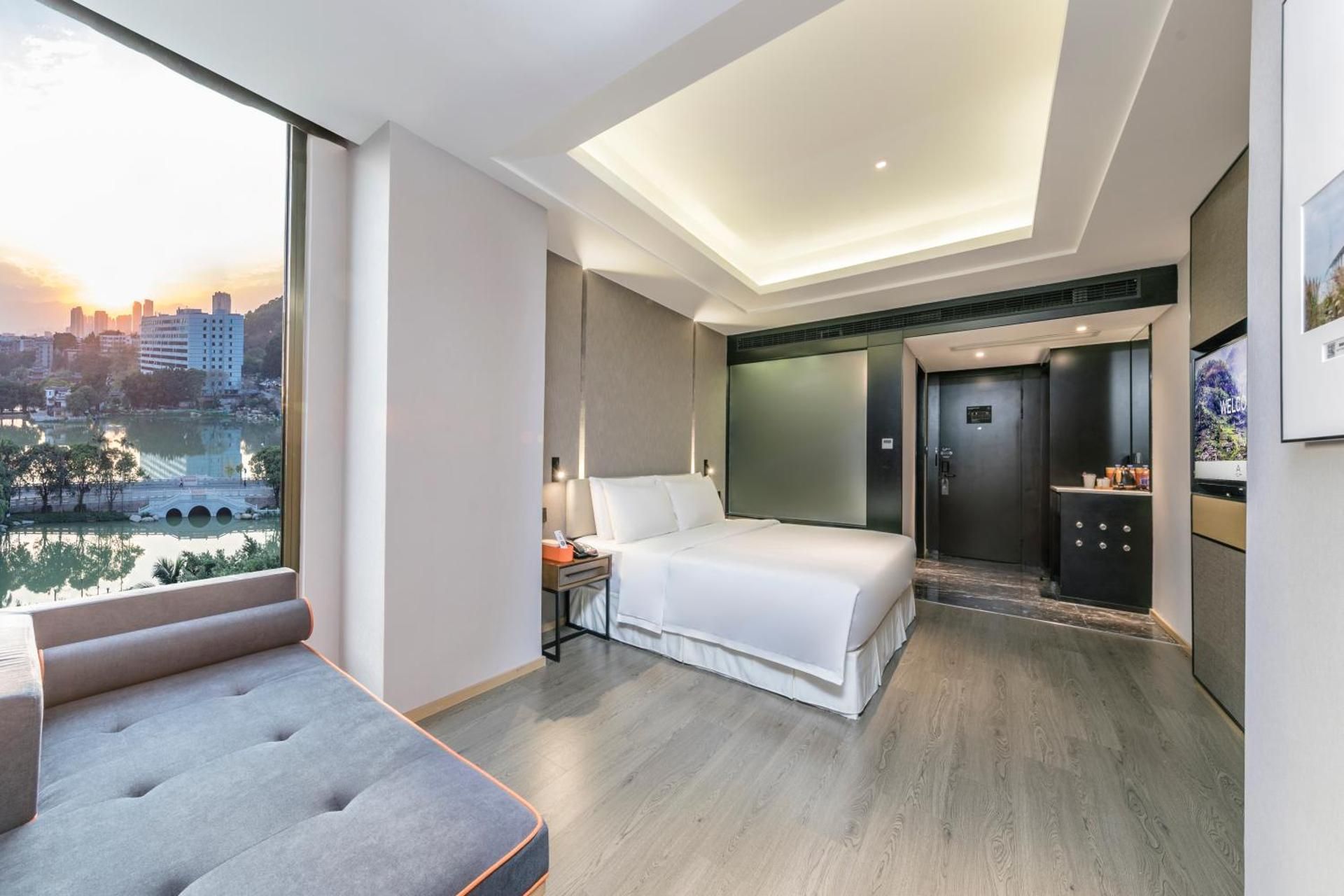Atour - JIMU 1 Bed Room, Lake View