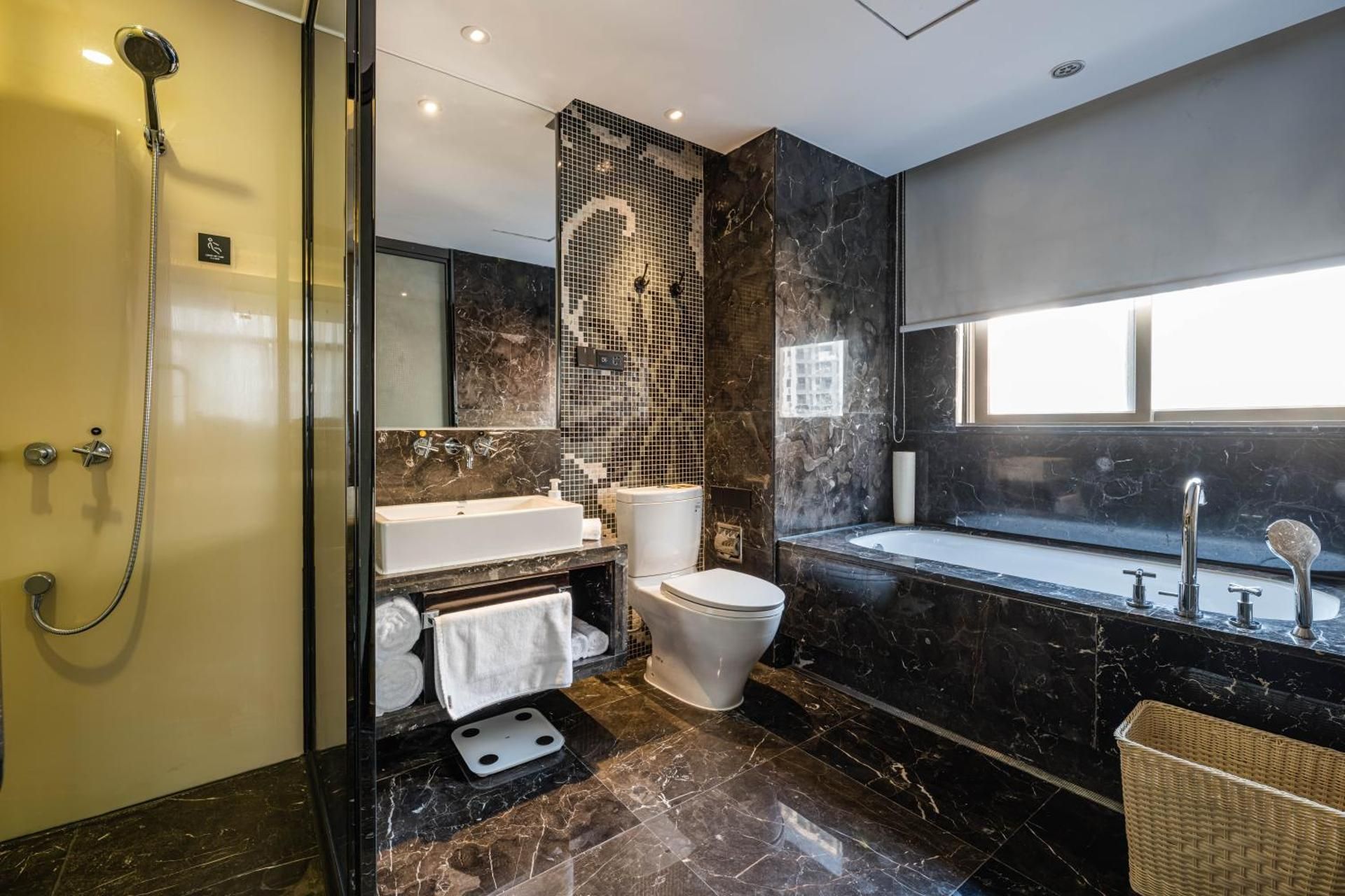 Atour - JIMU Xiangyu Suite with Lake View