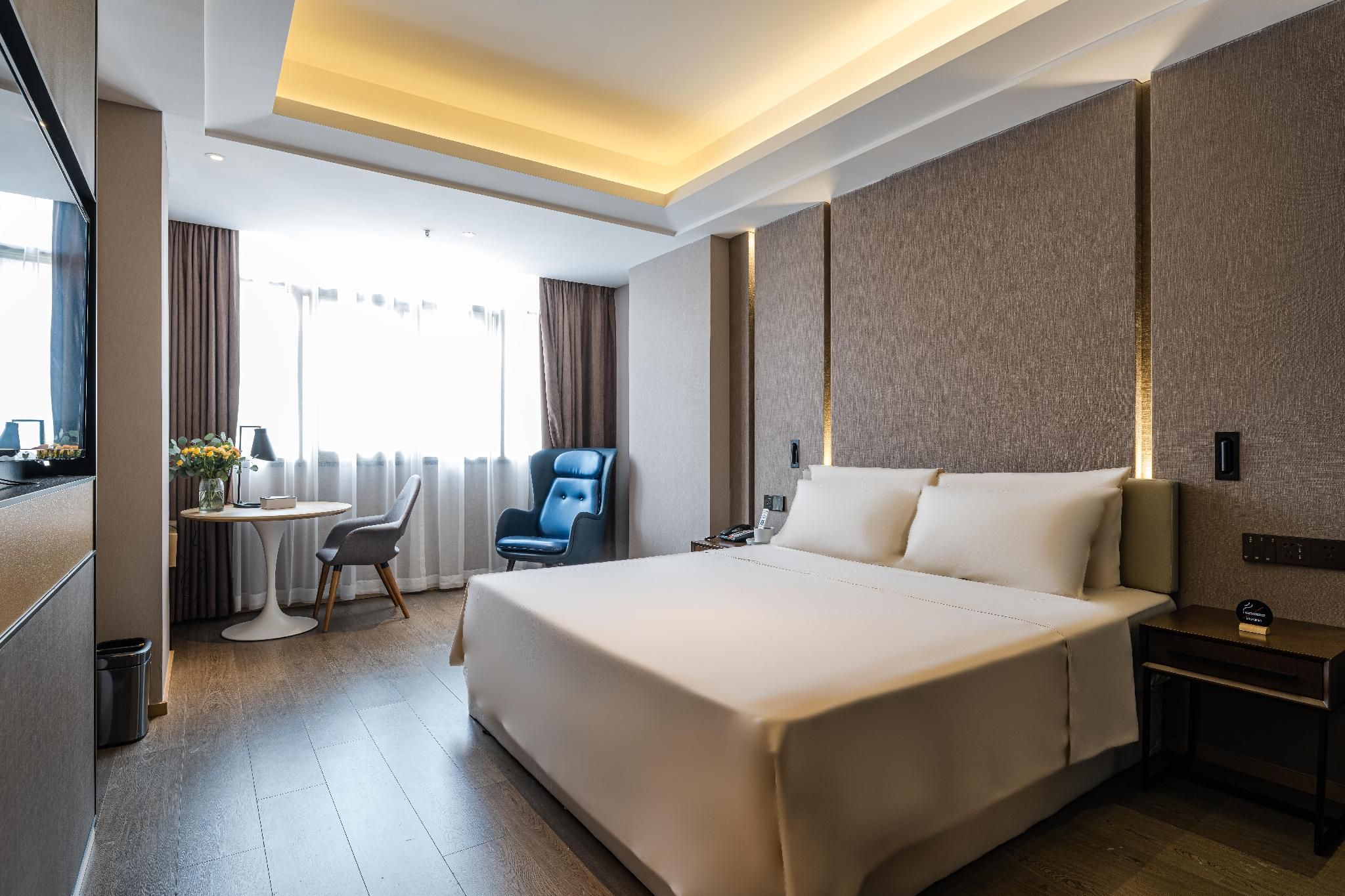 Executive room, Guest room, 1 Queen