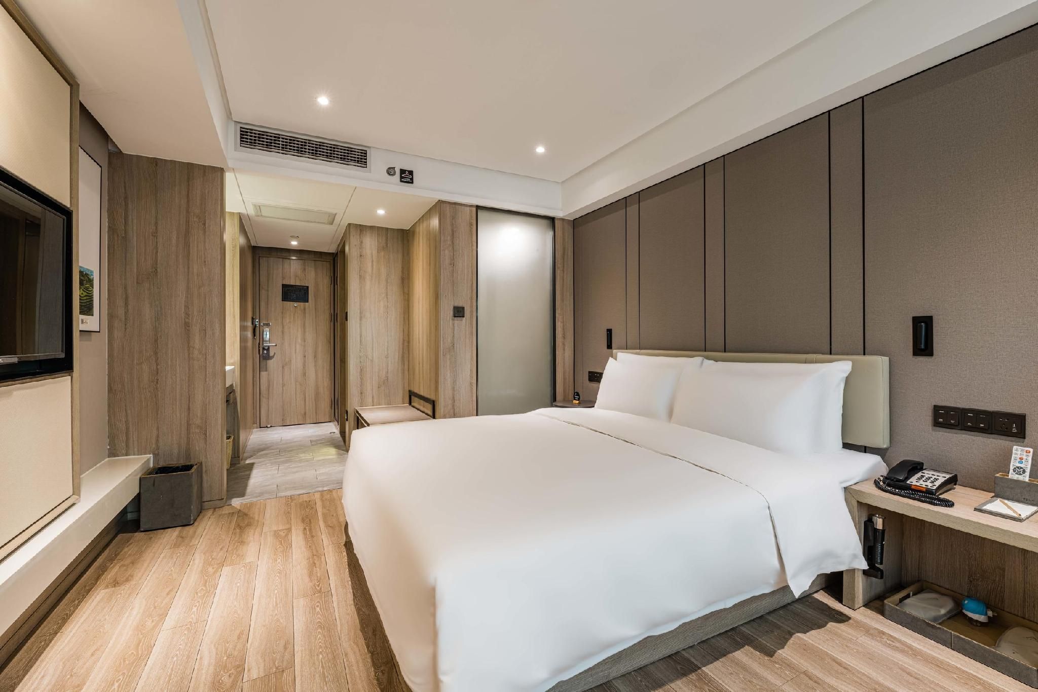 Executive room, Guest room, 1 Queen