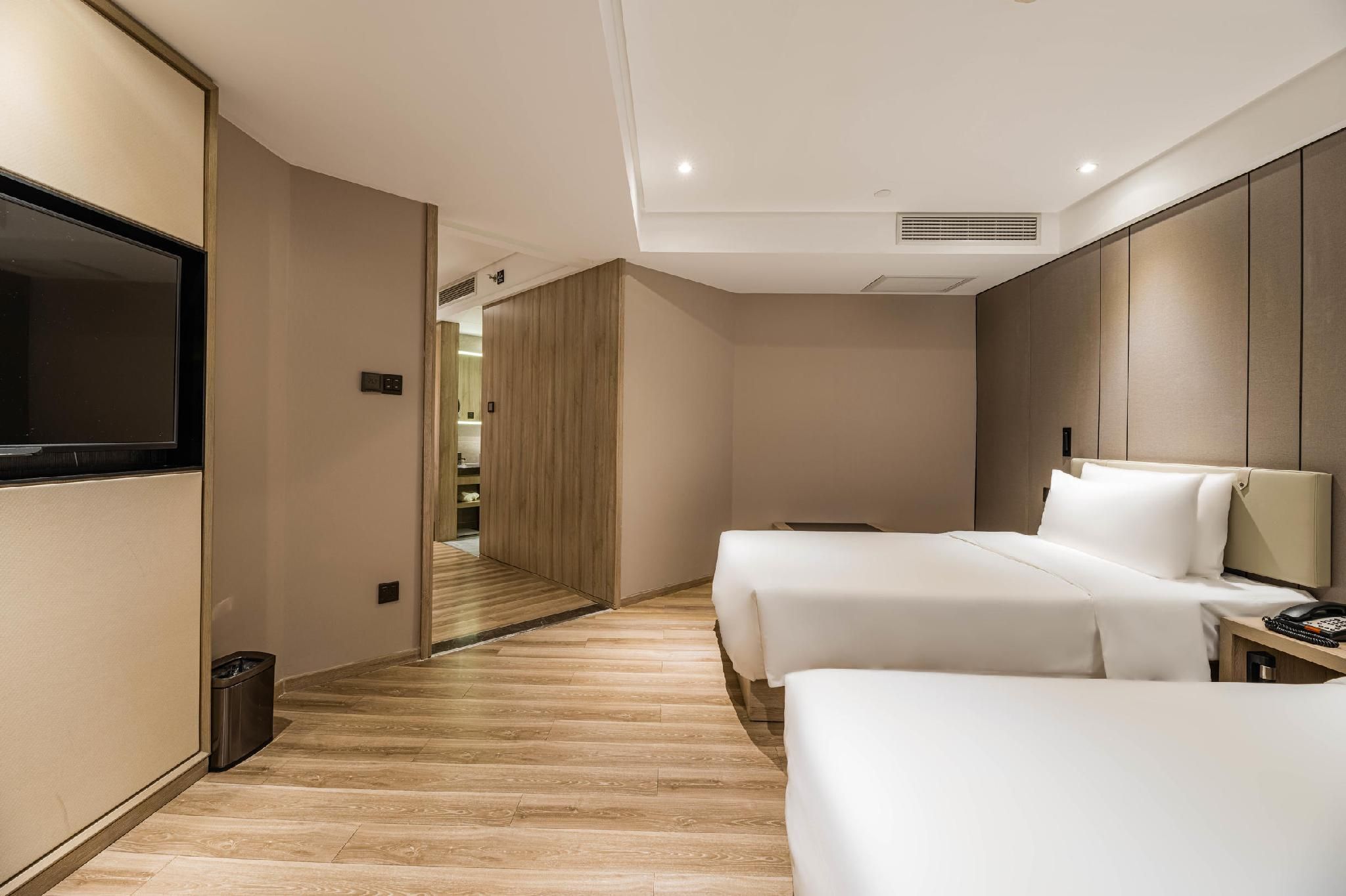 Atour - JIMU Twin Room with City View