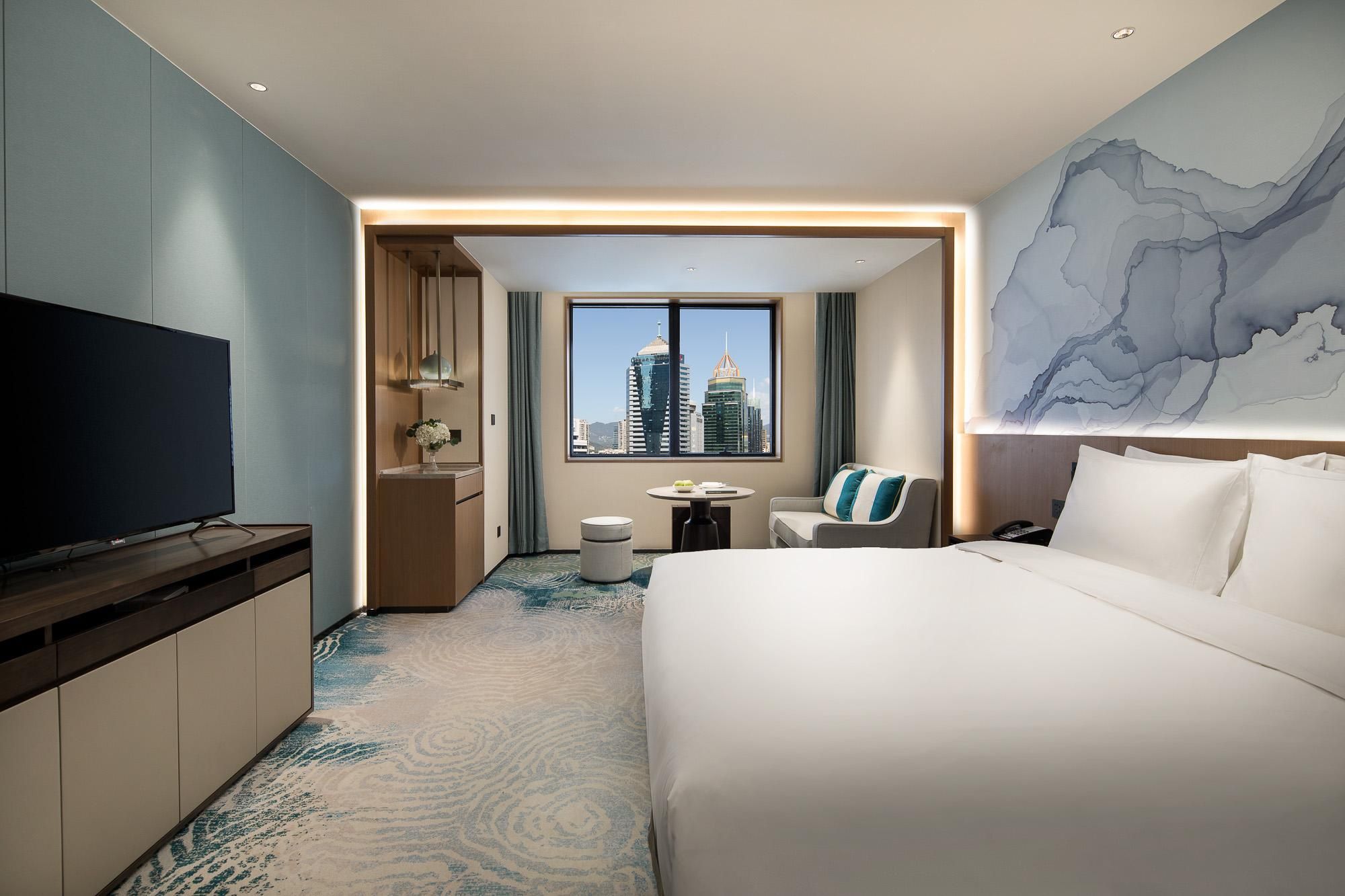 Deluxe King Room