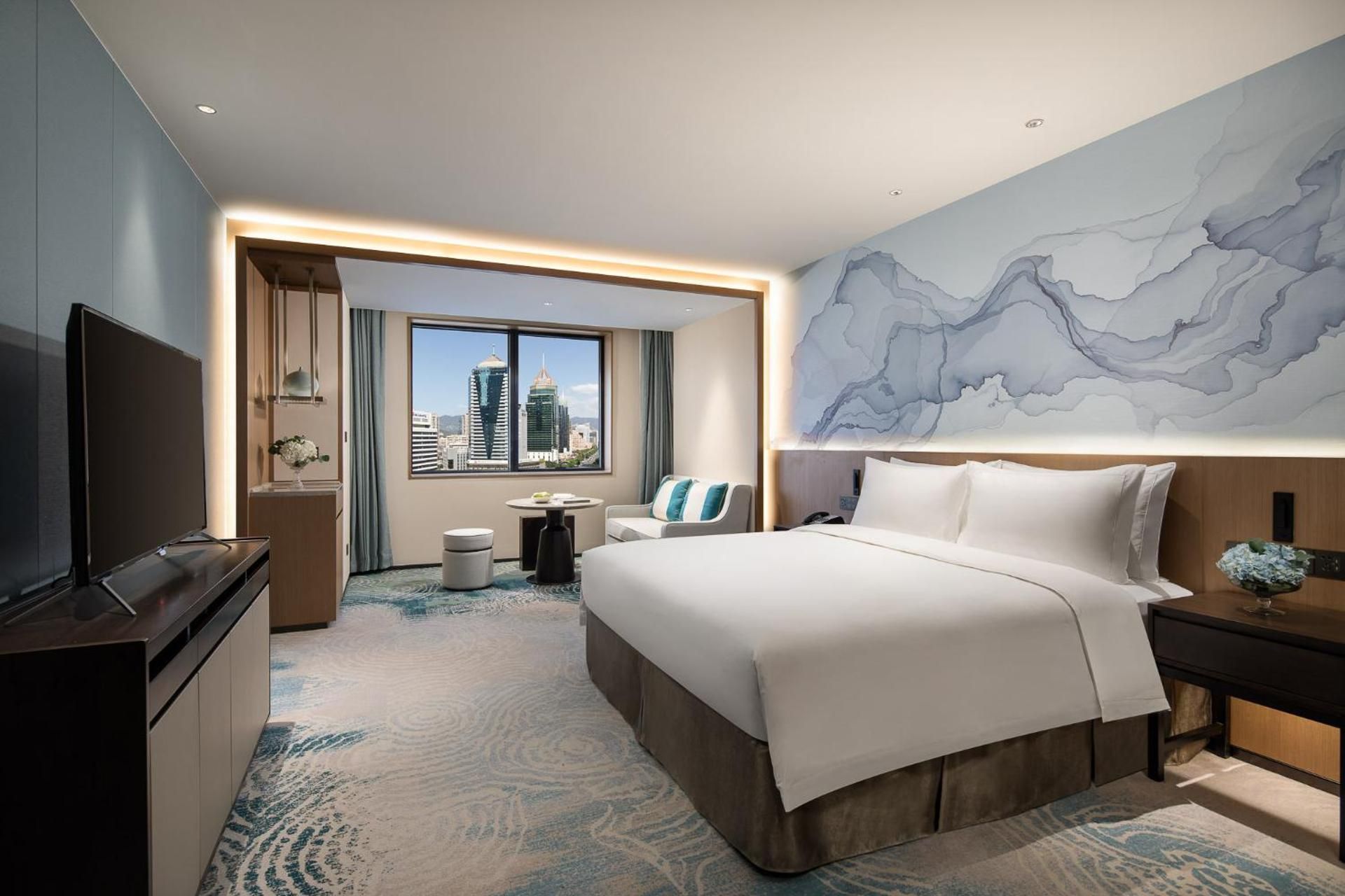 Deluxe King Room
