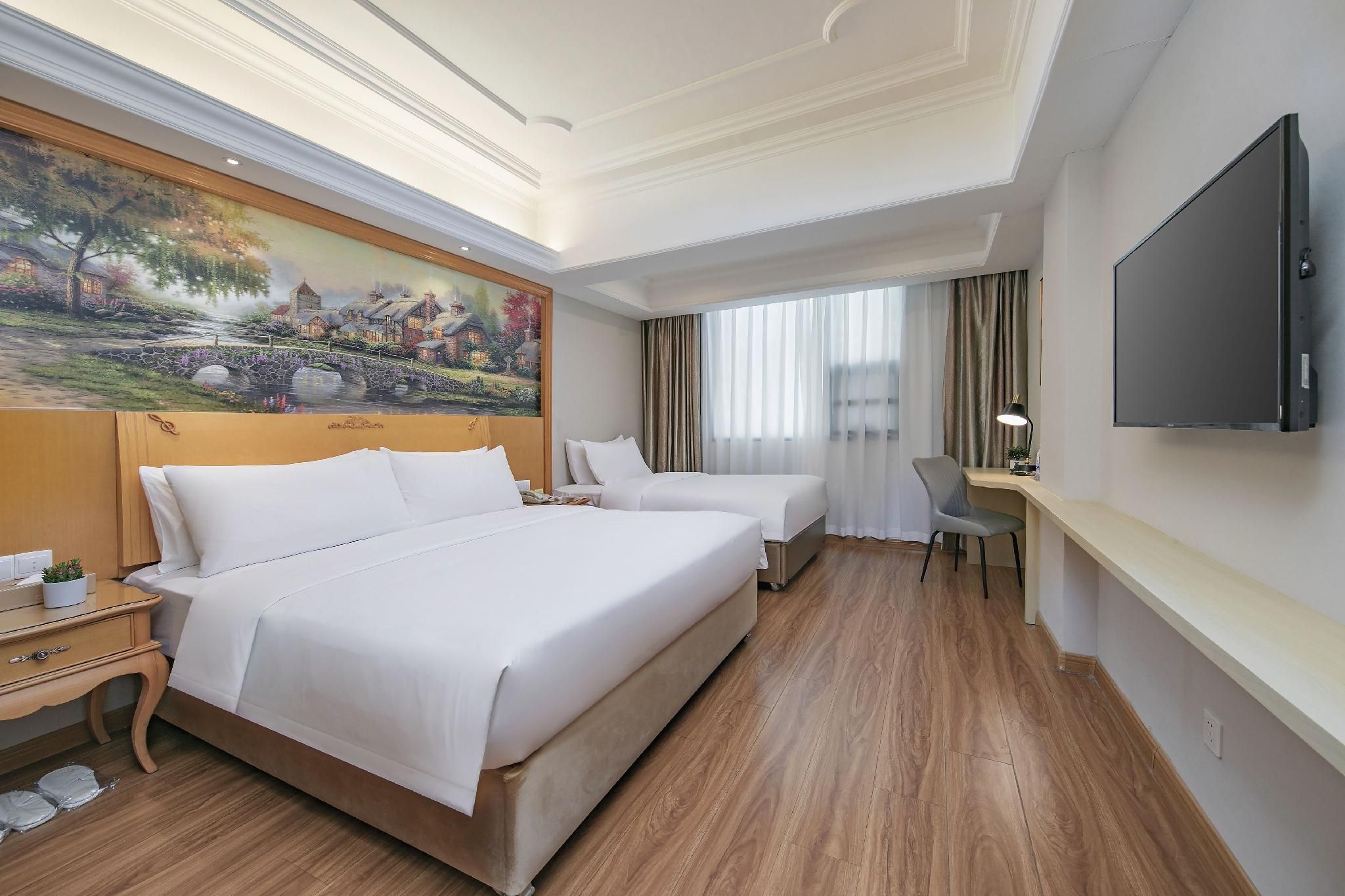 Vienna - Bonding Room With Twin Bed