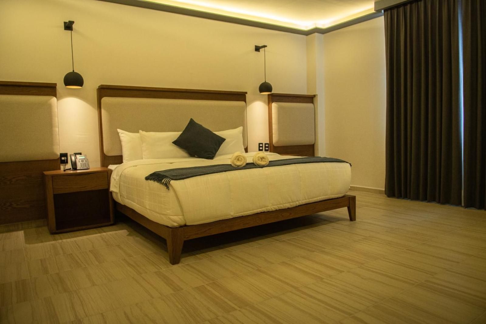 Deluxe Double or Twin Room with Pool View