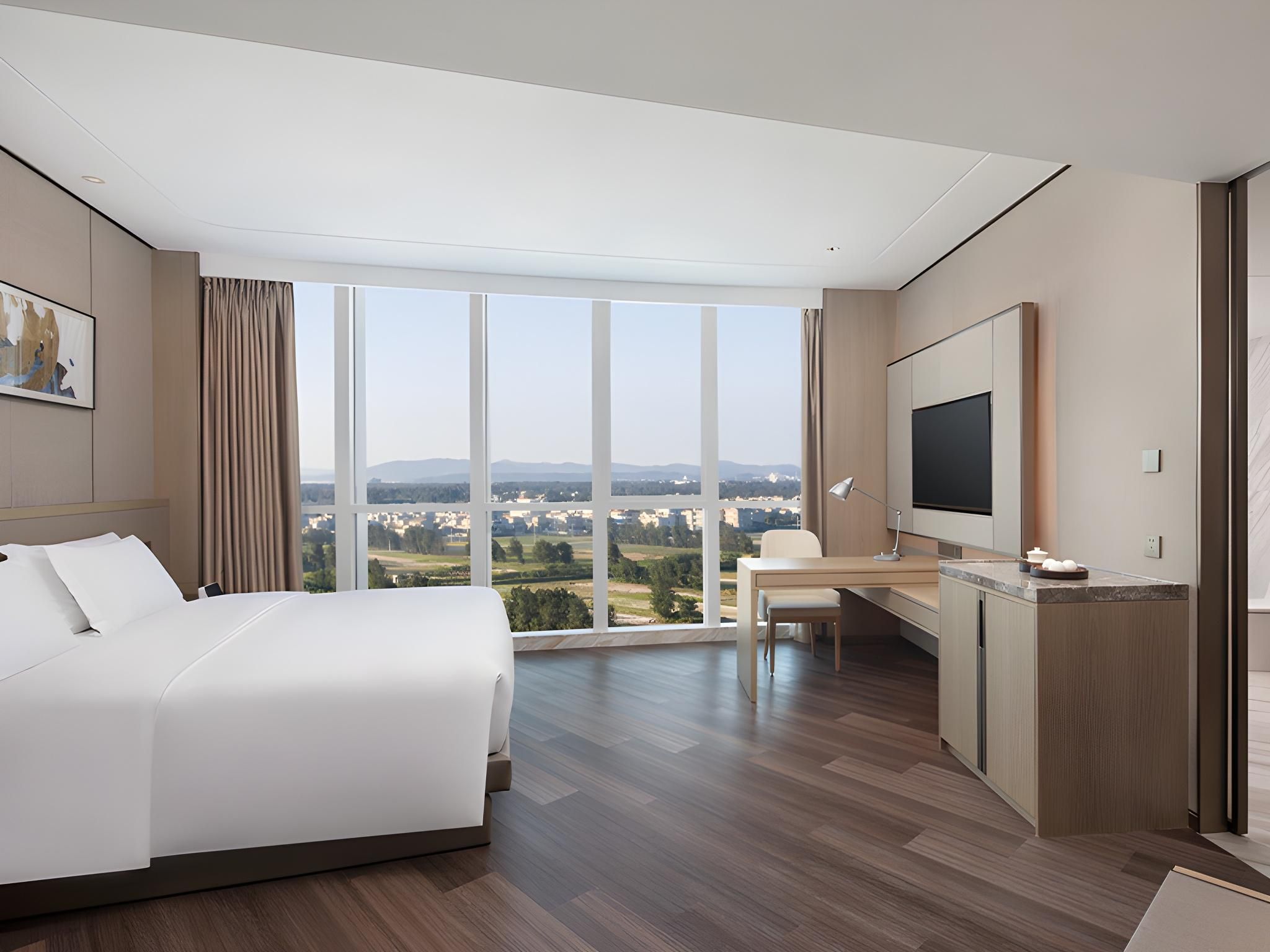 1 King Bed, Executive Room, Non-Smoking