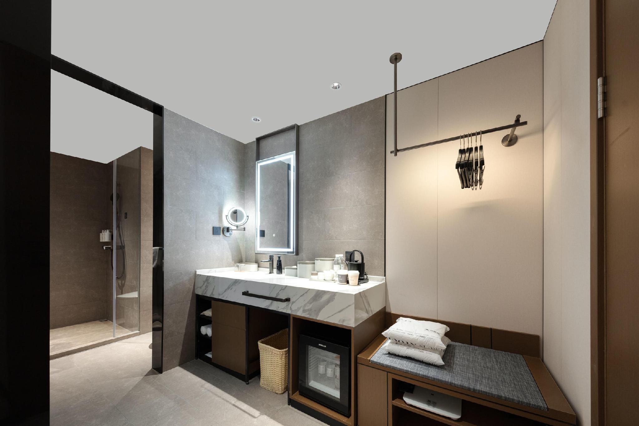 Atour - Premier 1 Bed Room with City View