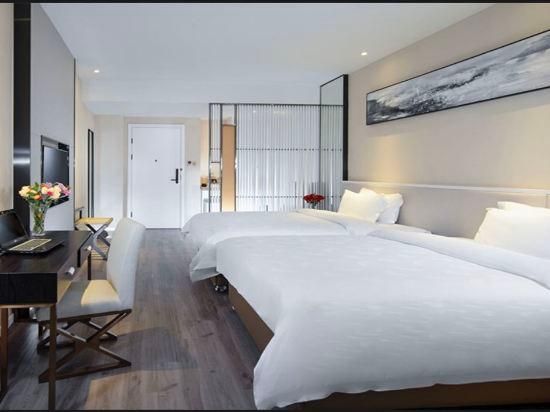 WH - Superior Bed Room