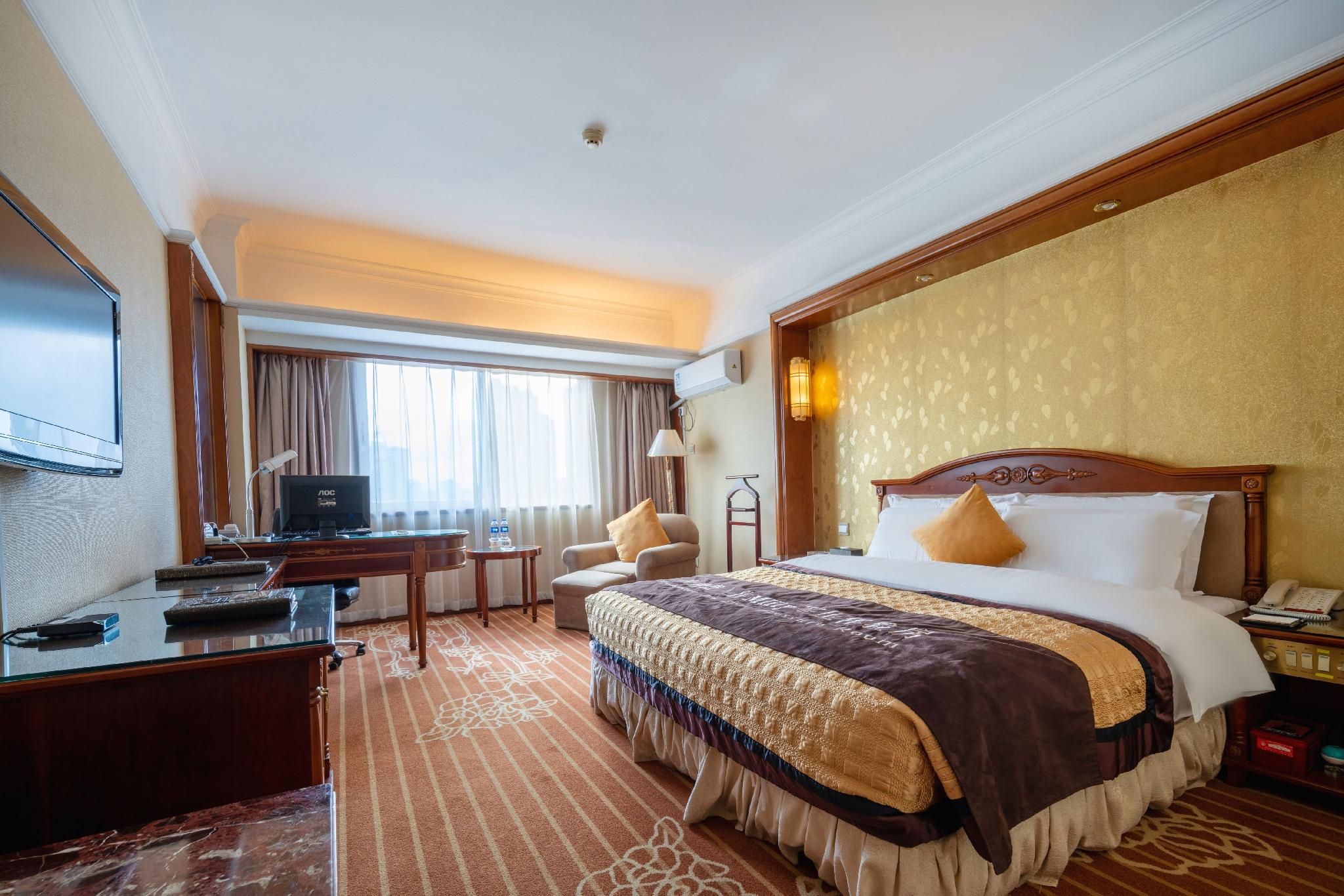 Deluxe Business Double Room