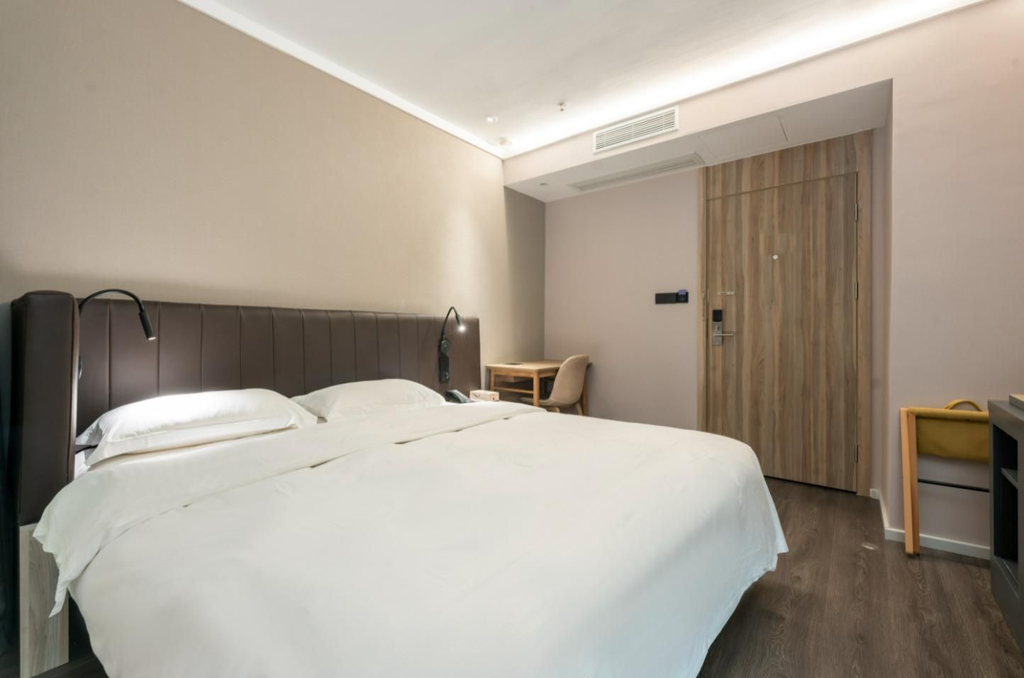 Huazhu - Superior Bed Room A