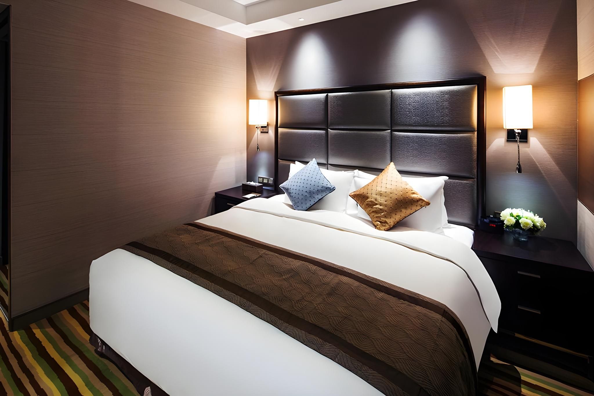 Suite with View