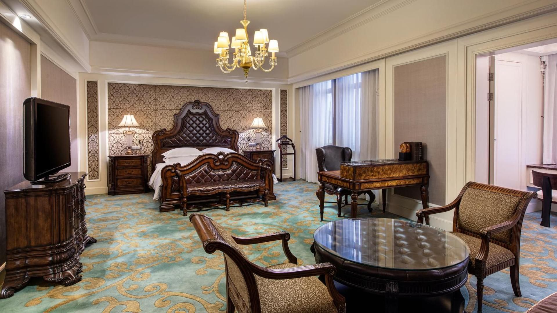 1 bedroom Suite