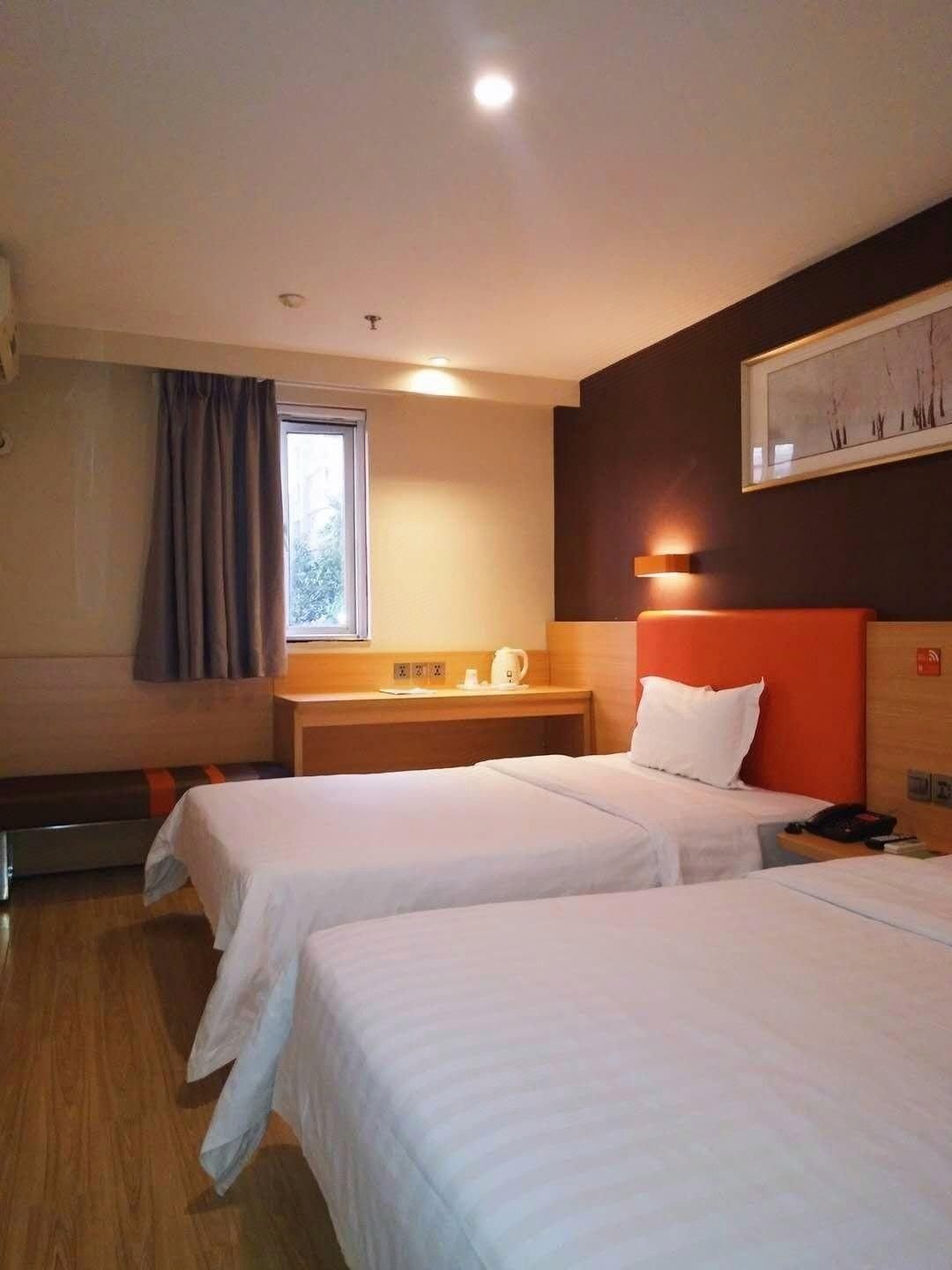 Premier Twin Room