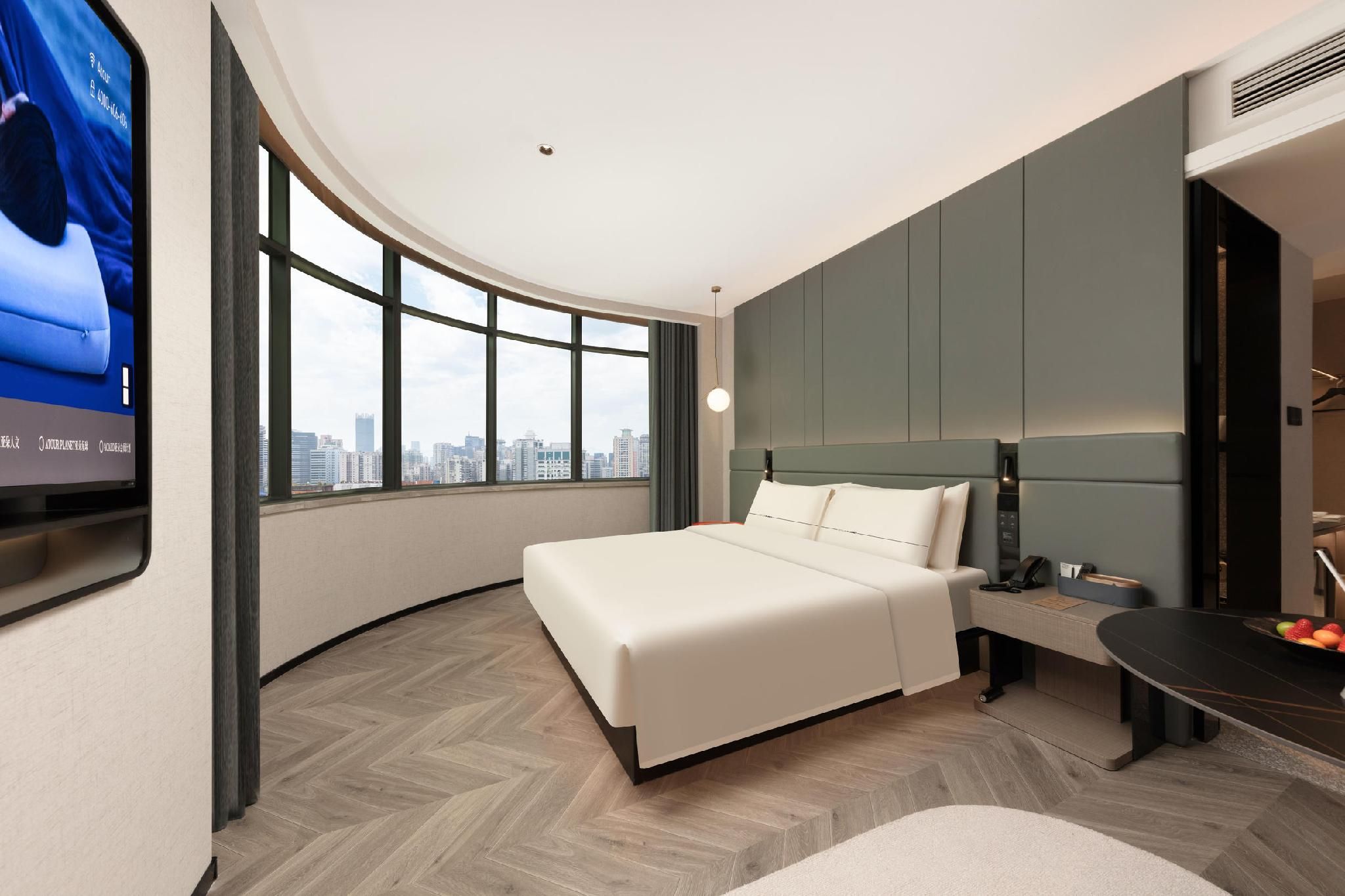 Atour - Superior 1 Bed Room with City View