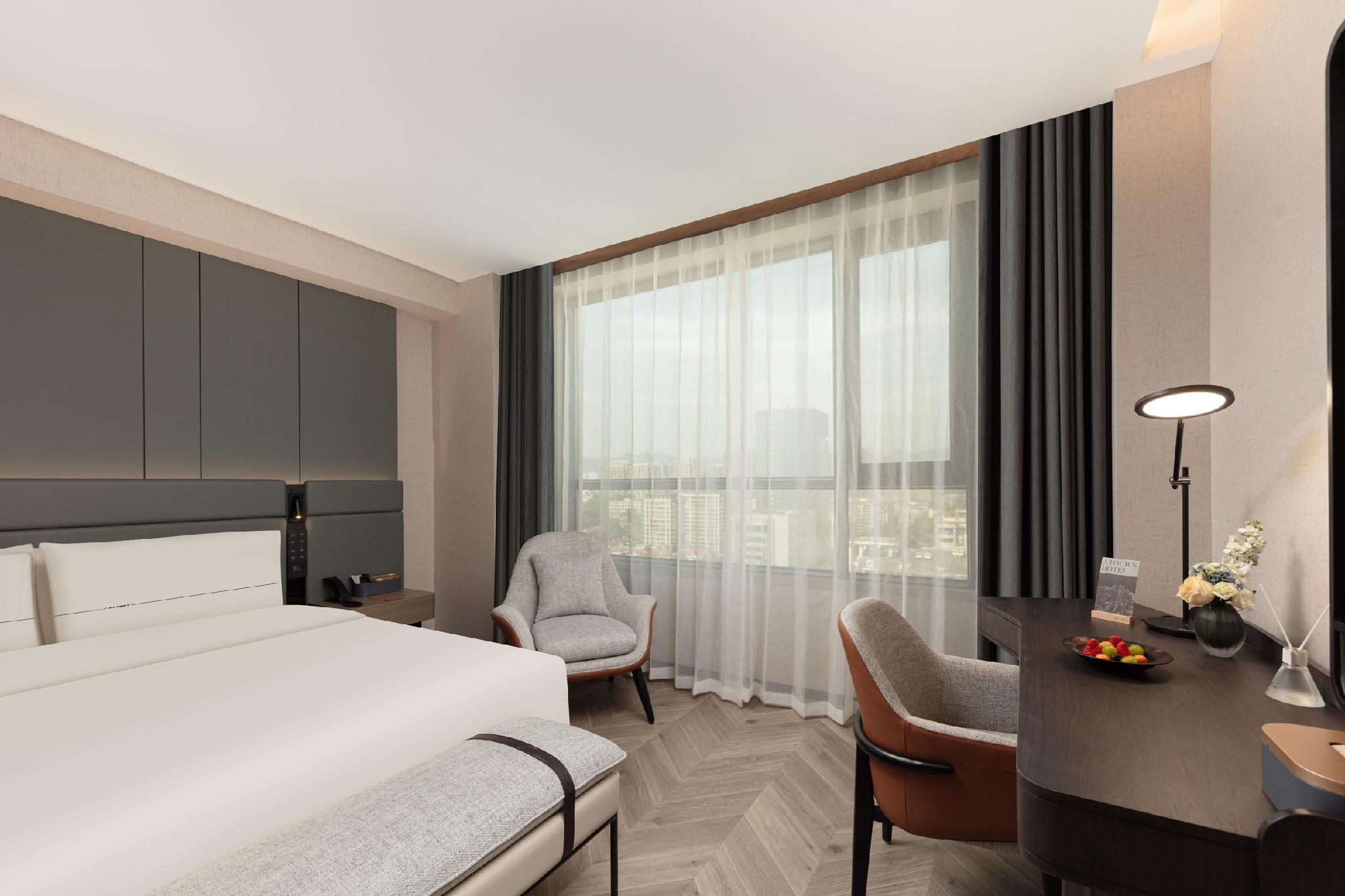 Executive room, Guest room, 1 Queen