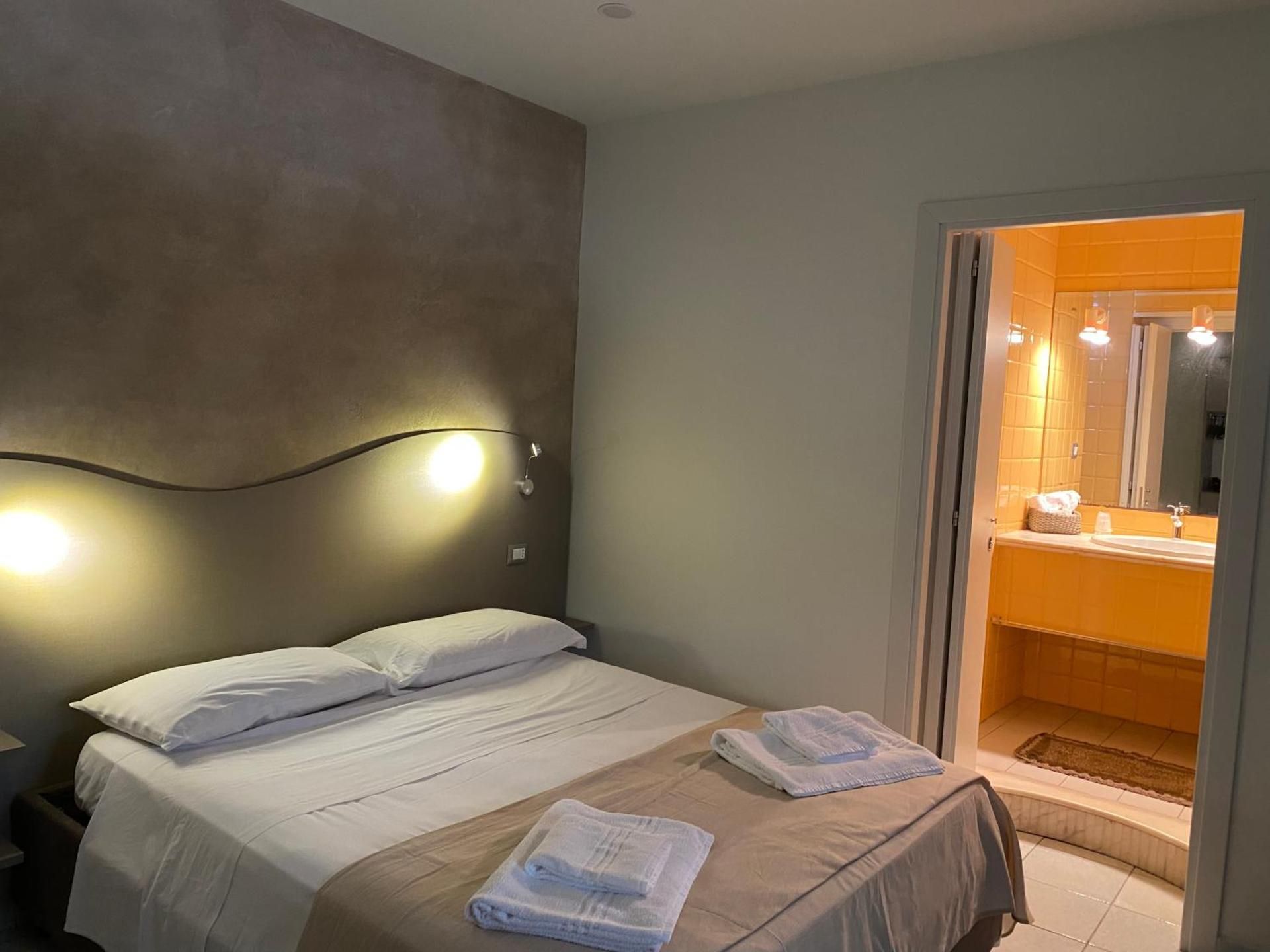 Double Room with Private Bathroom