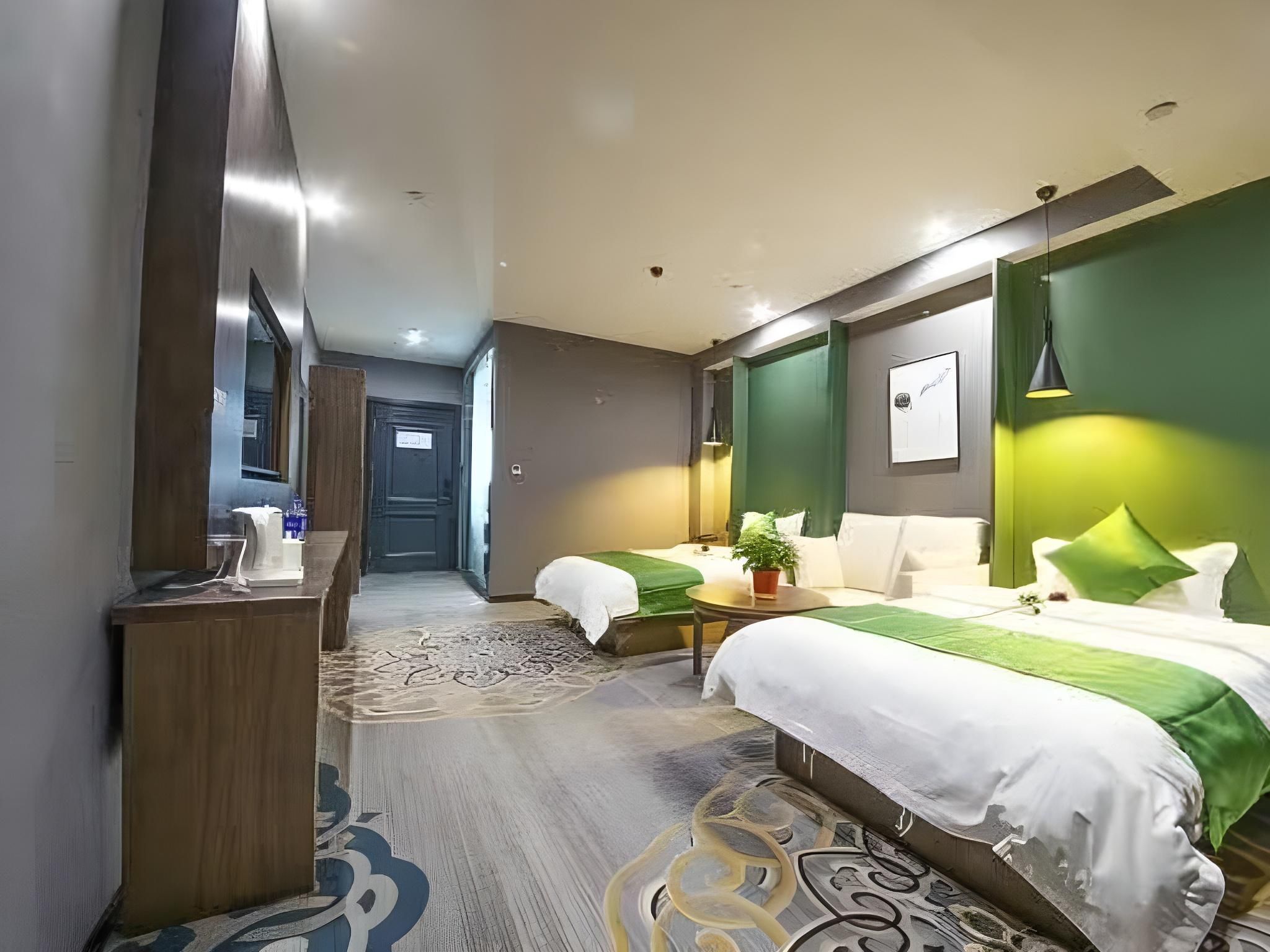 Twin Bussiness Room