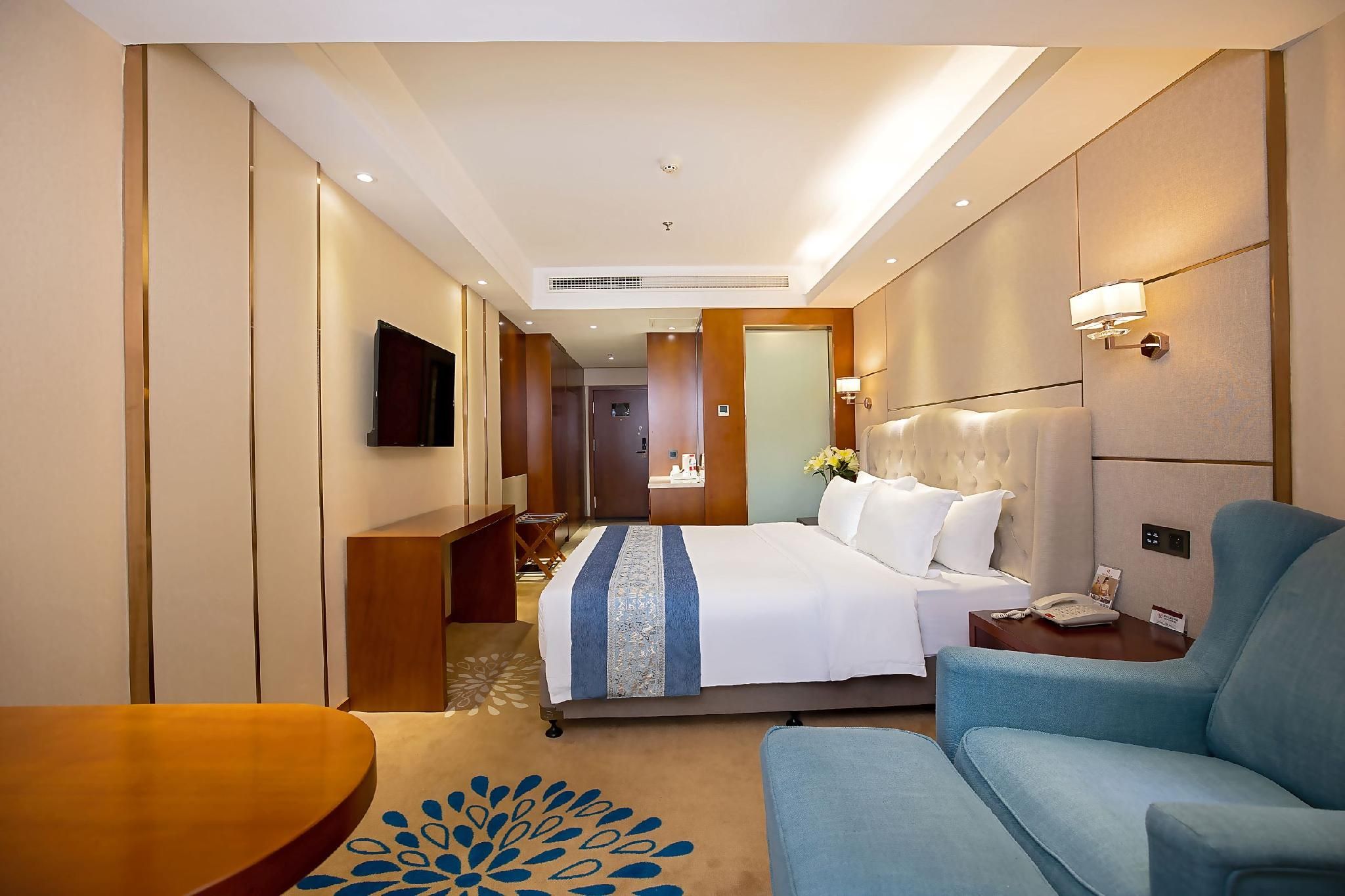 Huazhu - Superior BedRoom