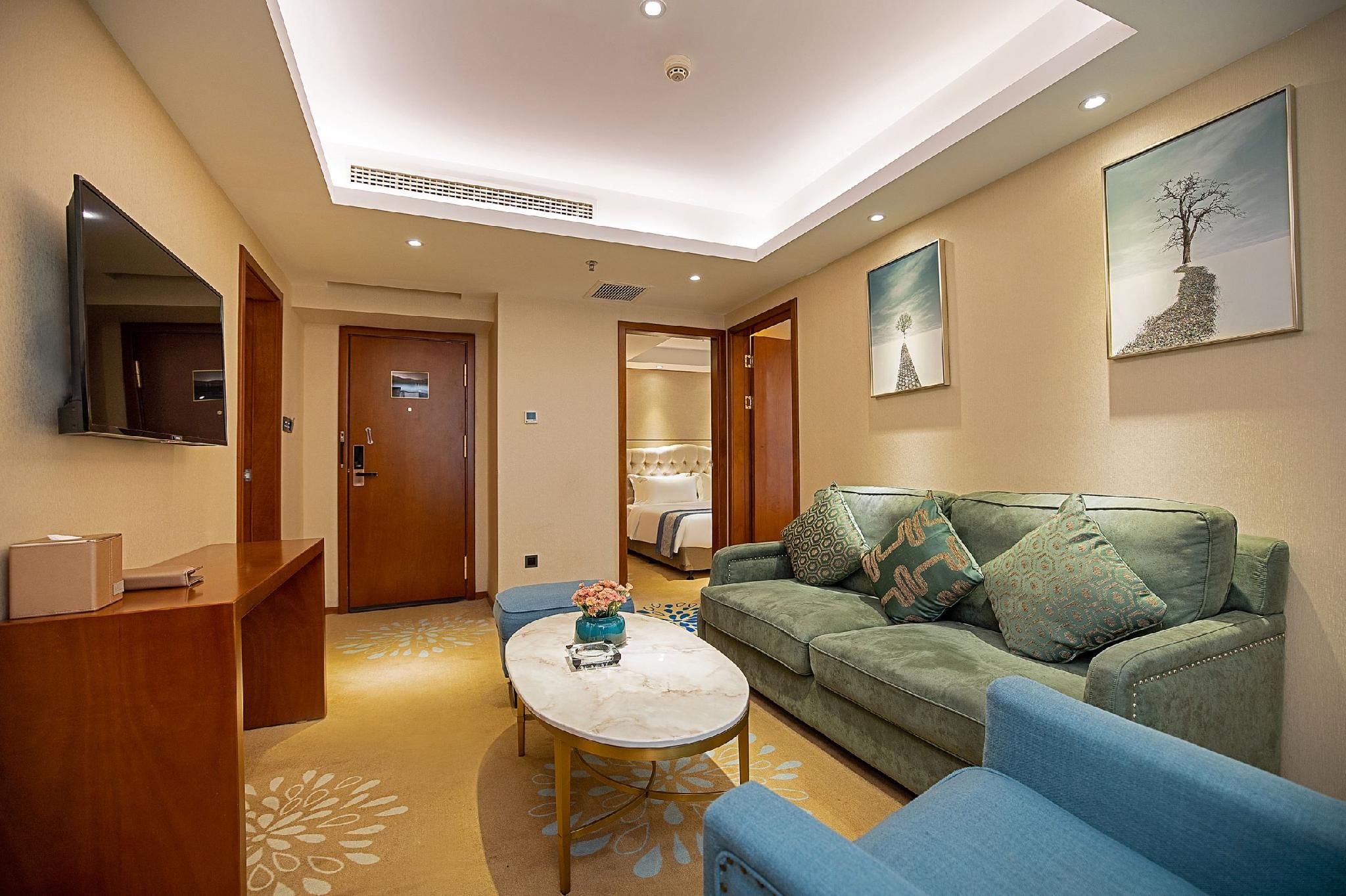 Huazhu - Family Suite