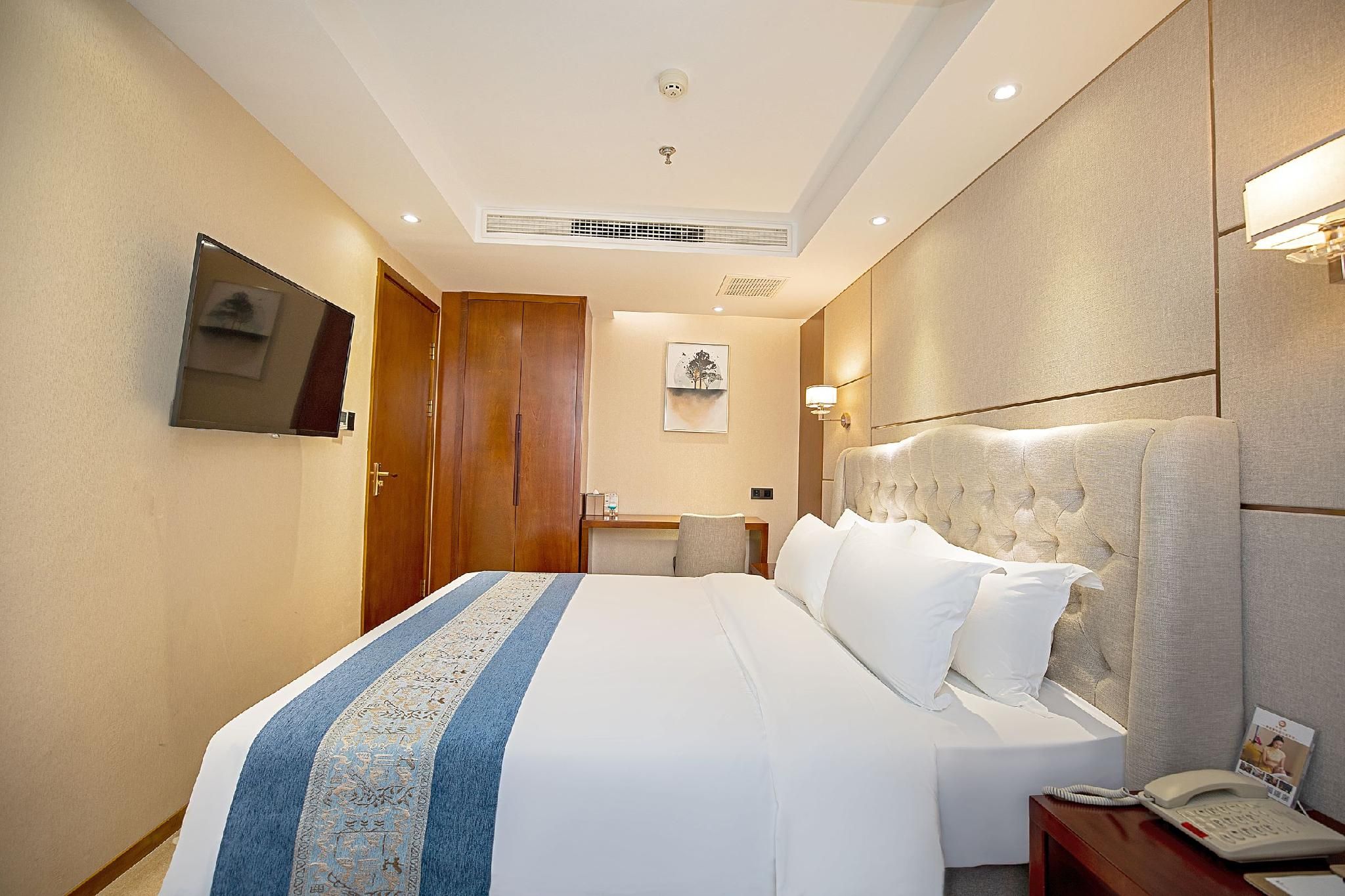 Huazhu - Family Suite