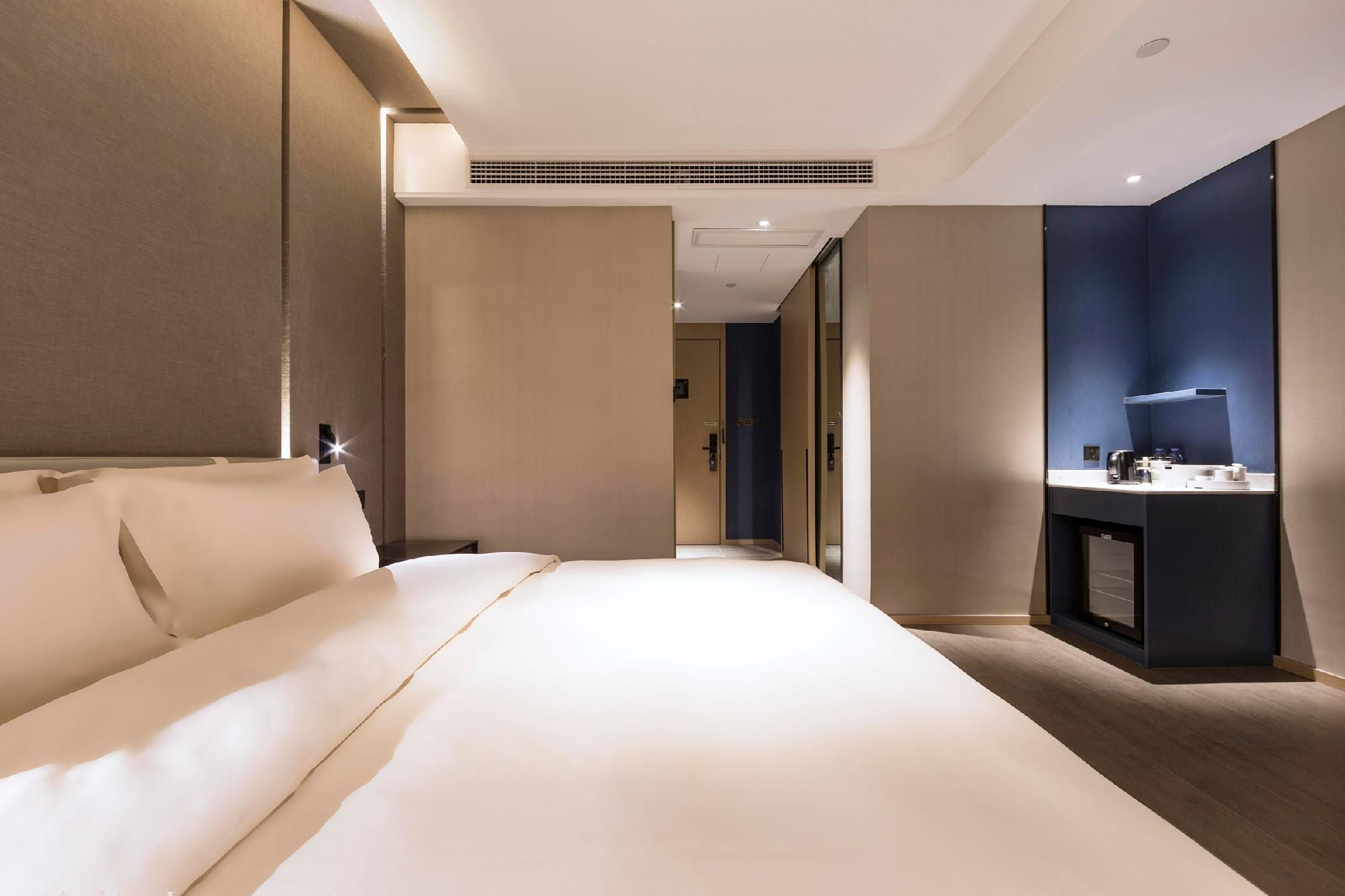 Executive room, Guest room, 1 Queen