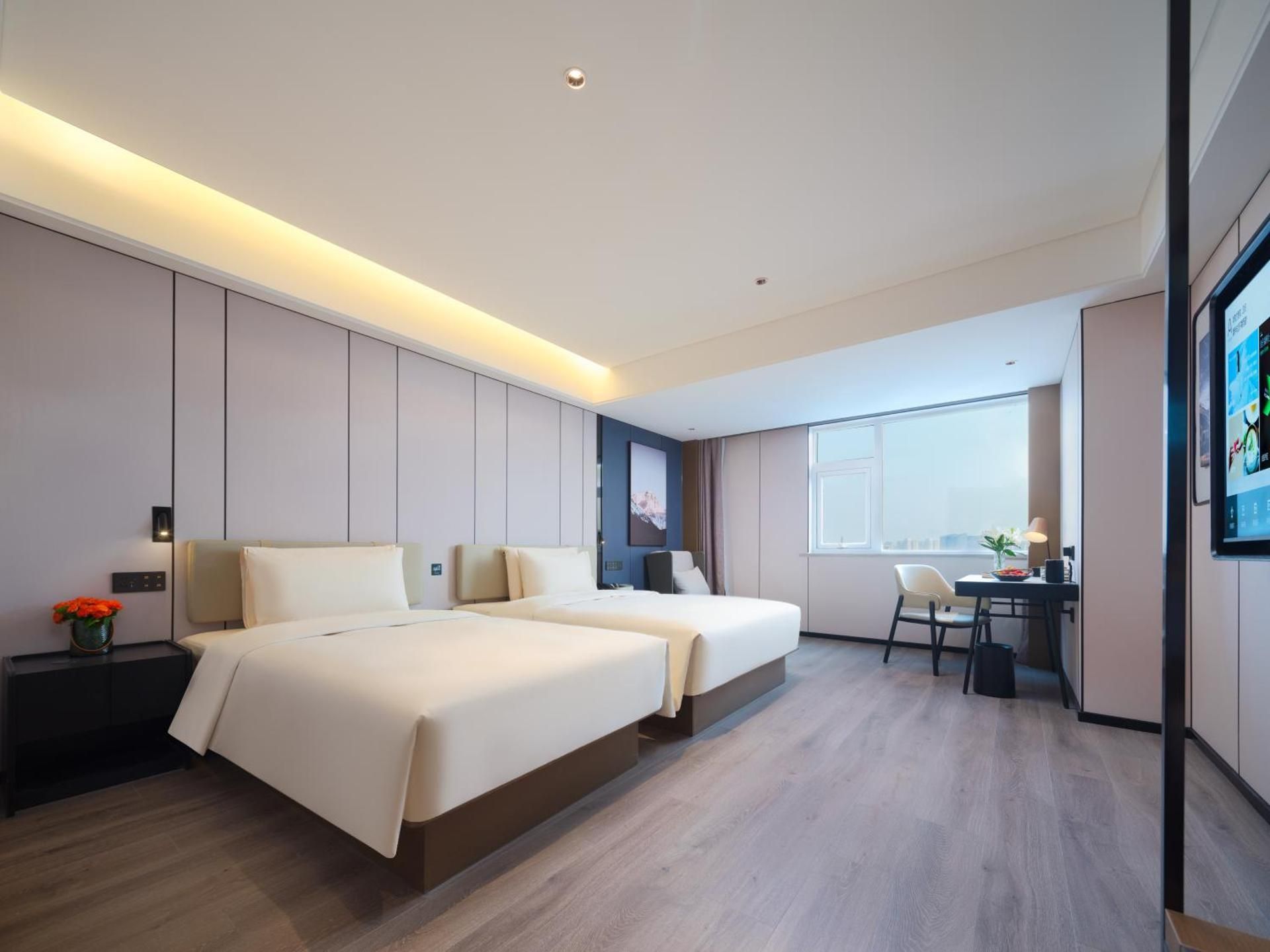 Elegant Queen Room