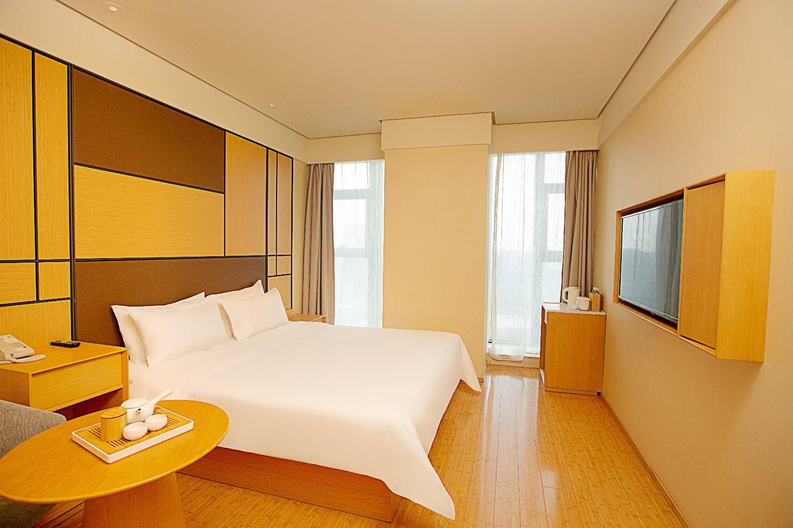 Huazhu - Superior BedRoom