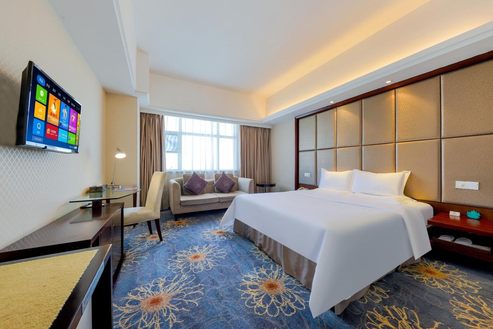 Standard King Room