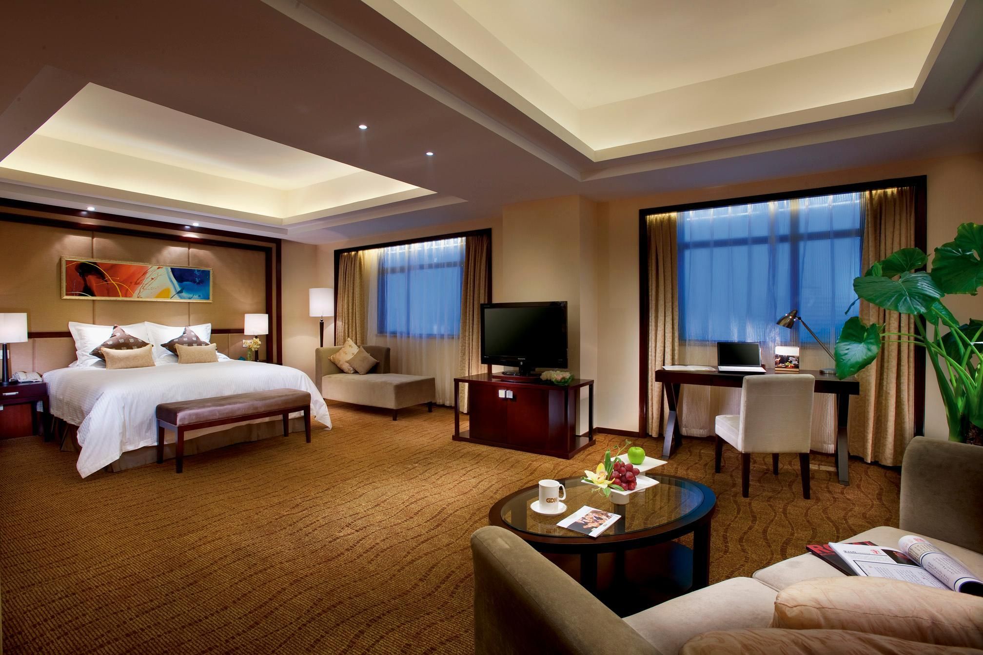 Executive Queen Room