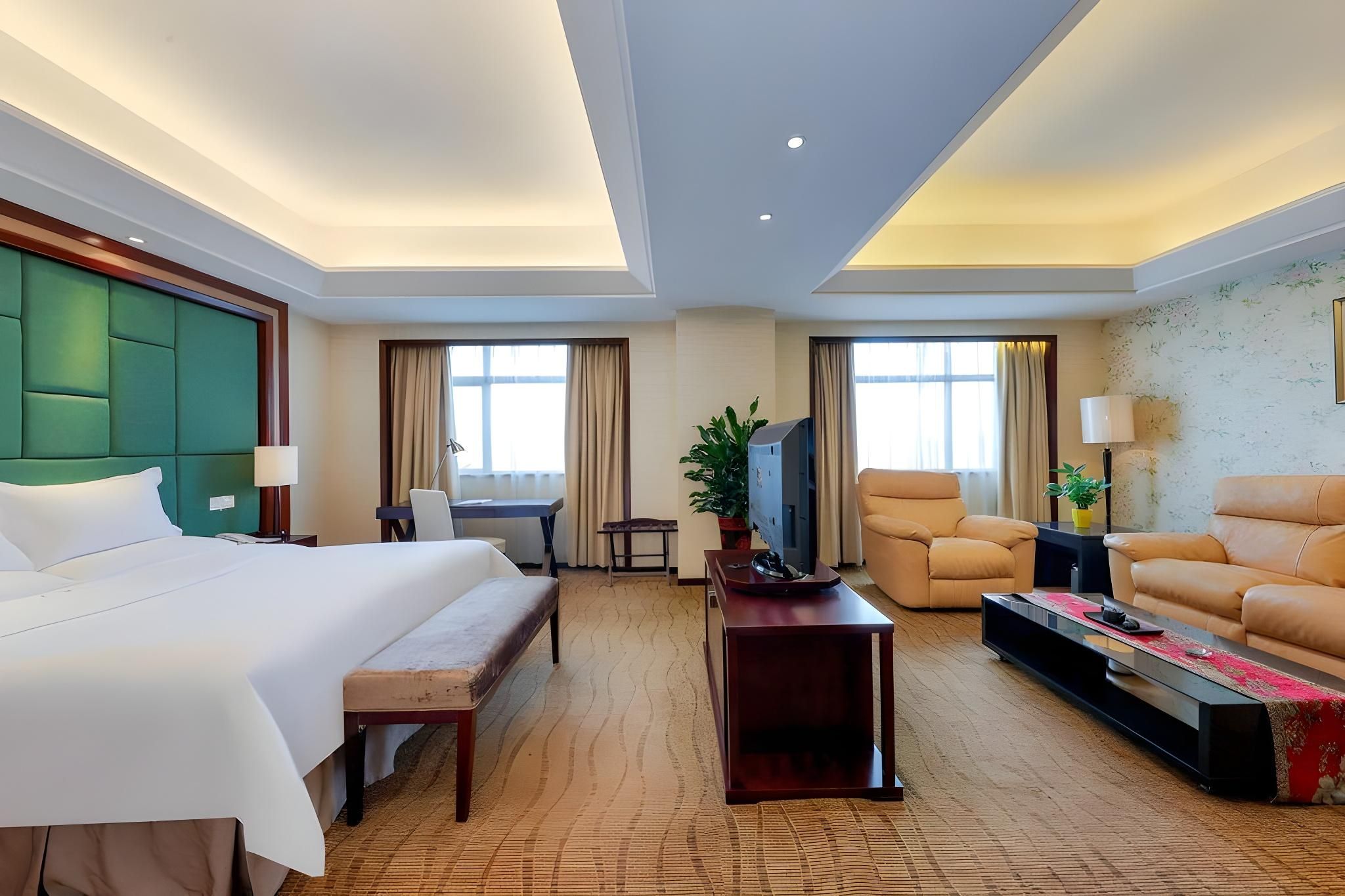 Executive Queen Room