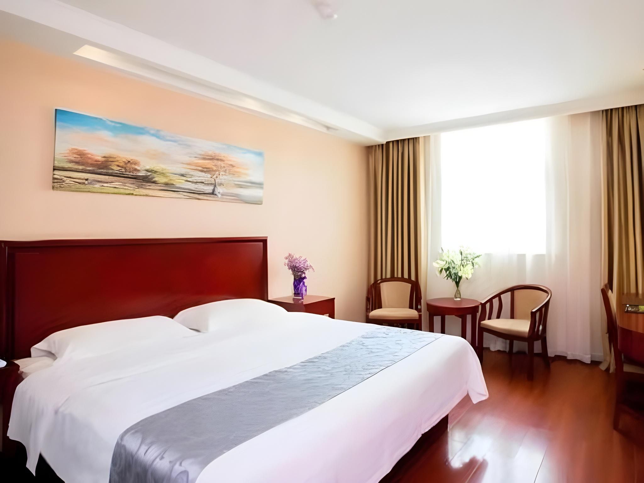 GTI - 1 Bed Room, Special Rate, In 2F
