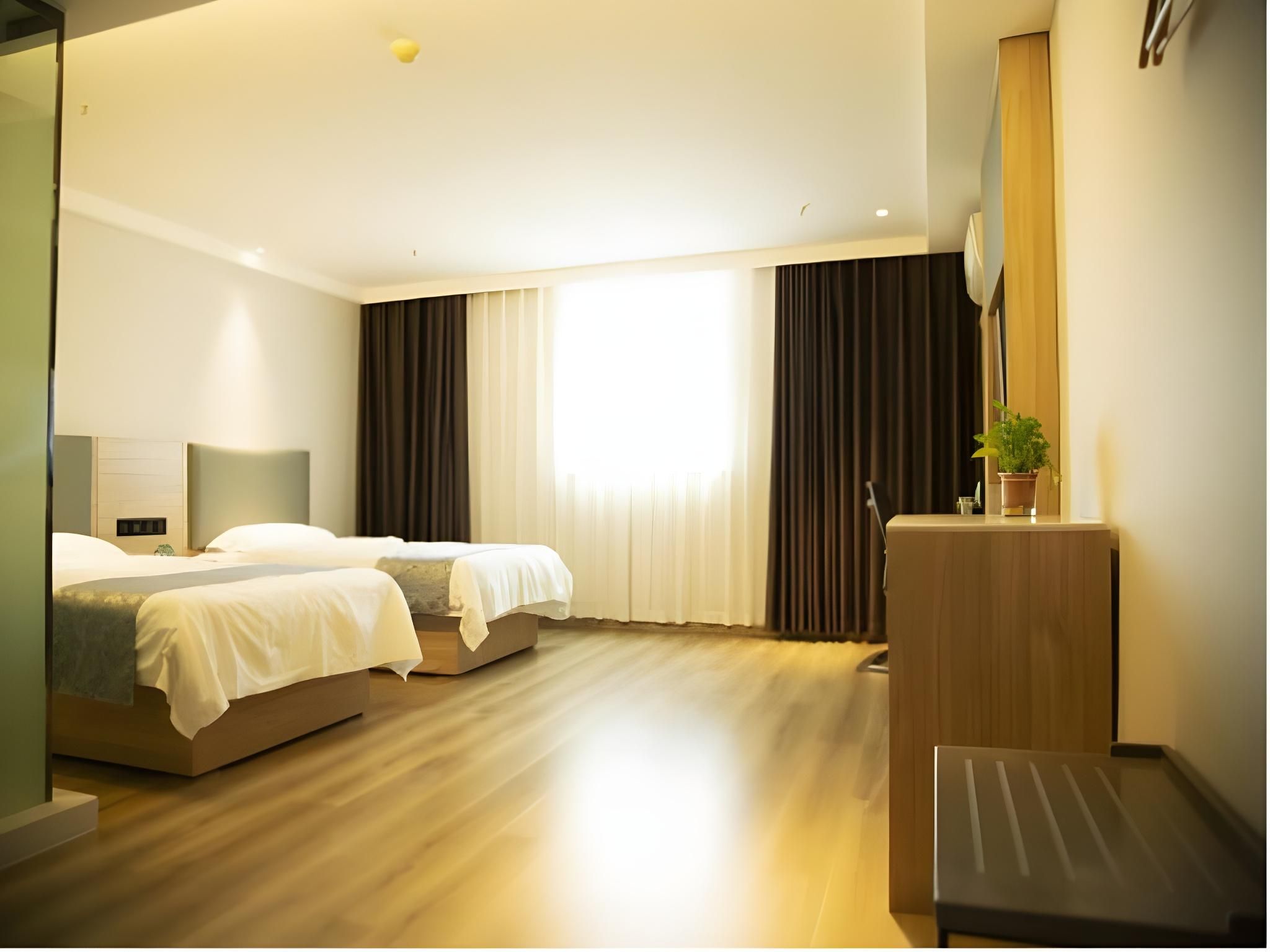 2 Bed Twin Superior Room