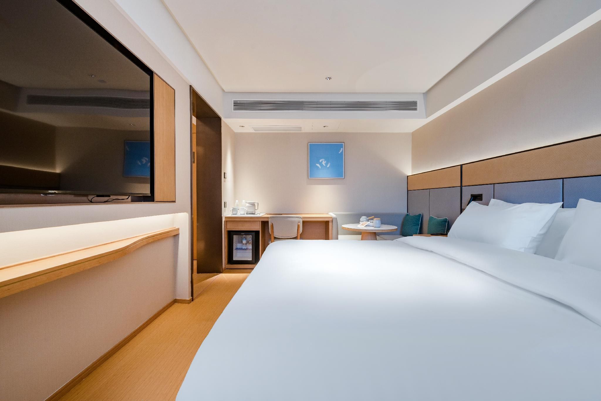 Huazhu - Superior BedRoom