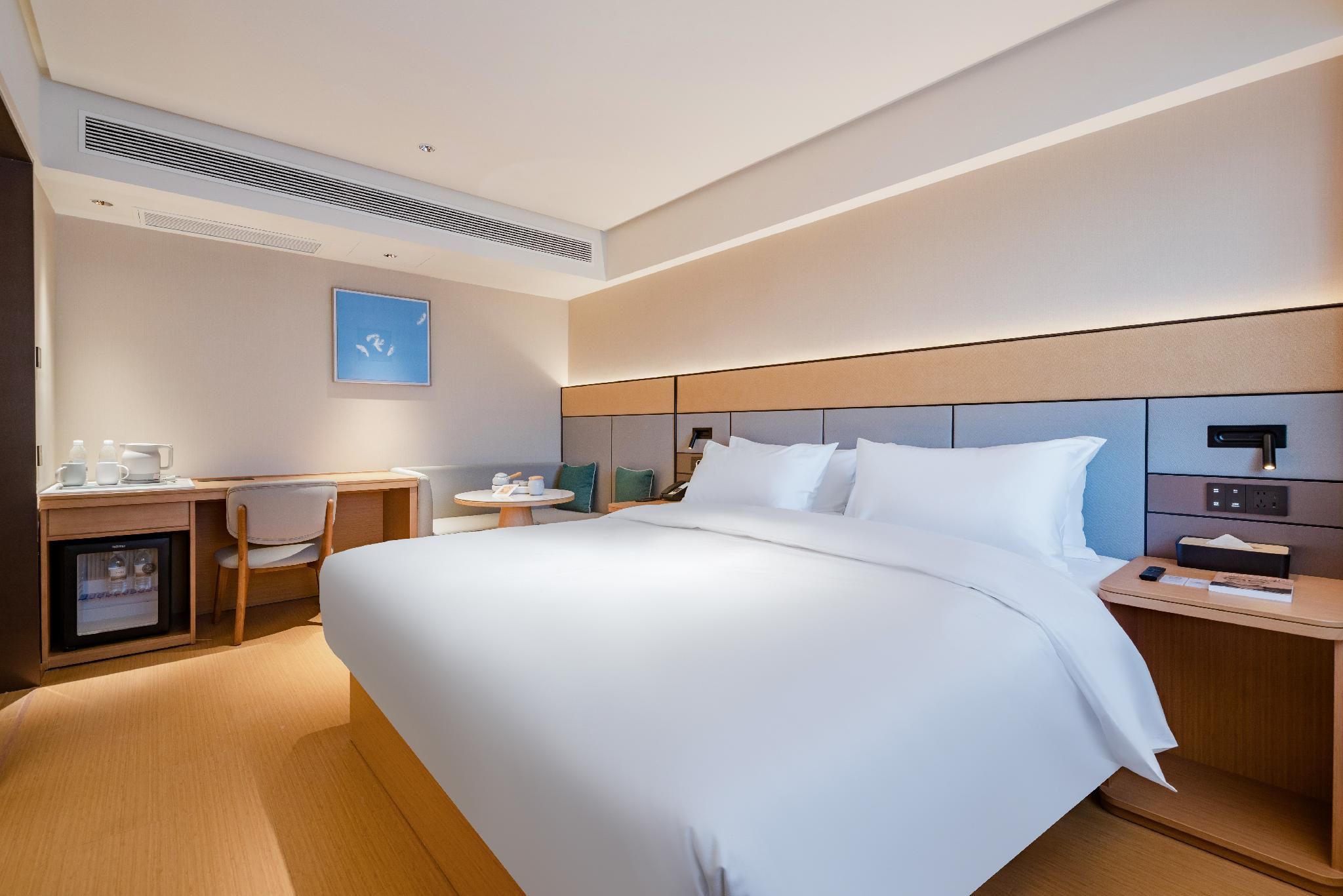 Huazhu - Superior BedRoom