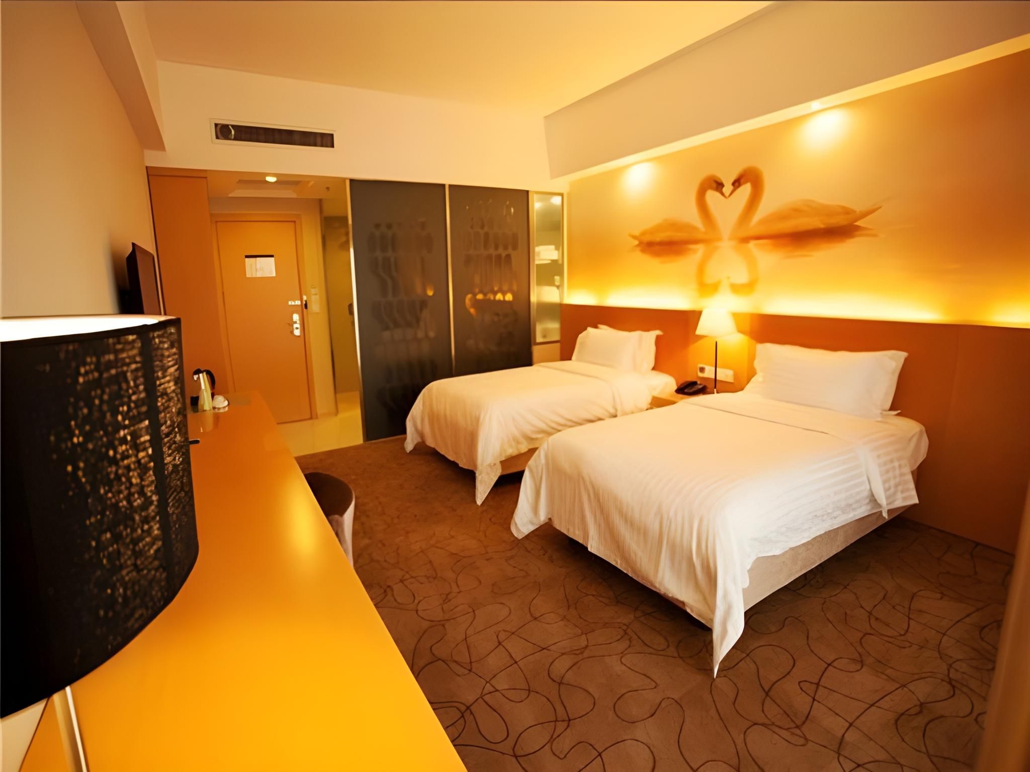 Metro Twin Room