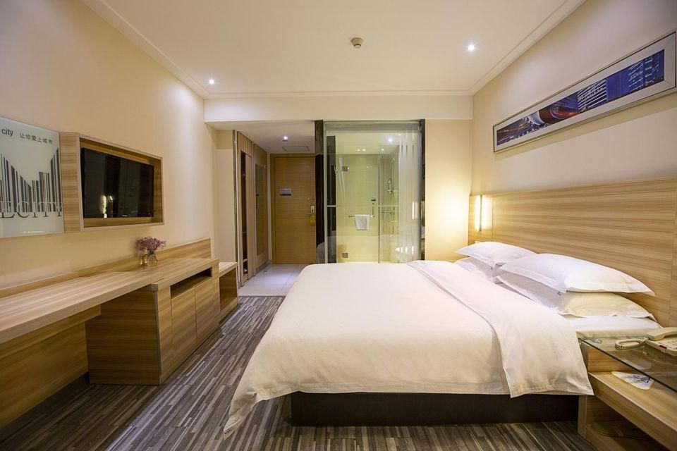Business Queen Room