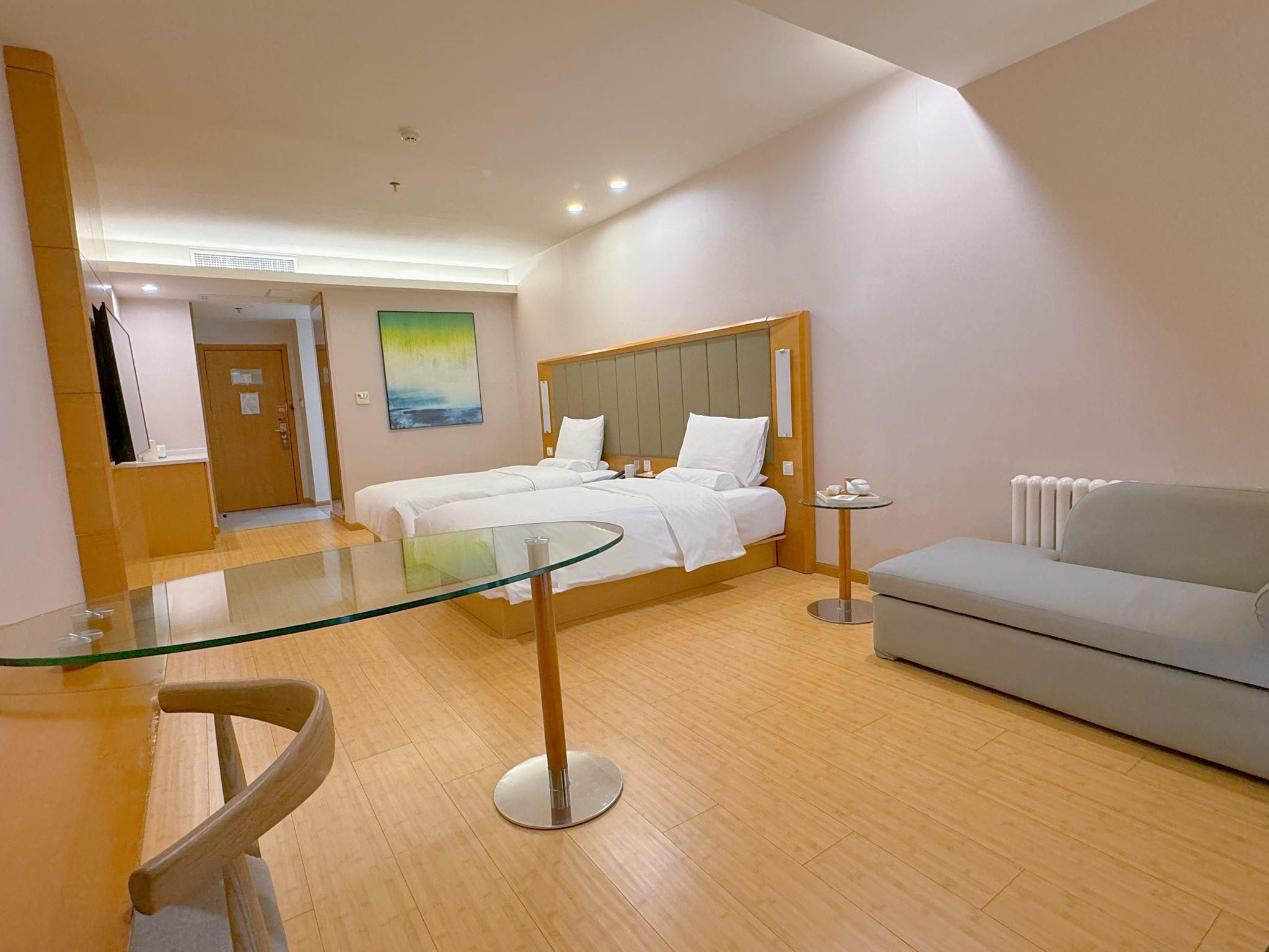 Twin Business Room