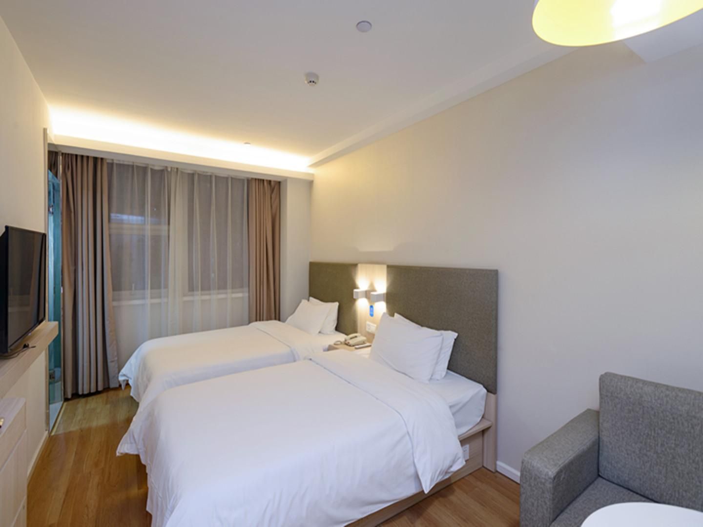 Twin Business Room