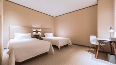 Marsden Twin Room