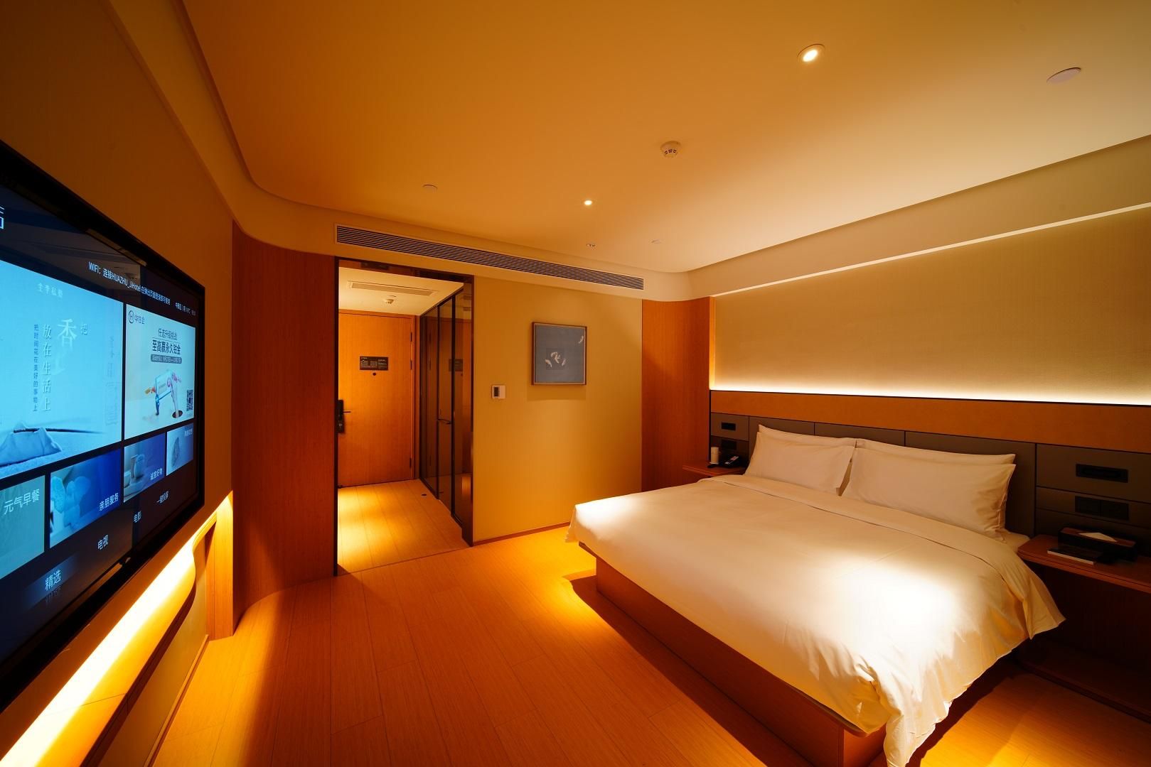 Huazhu - Superior BedRoom
