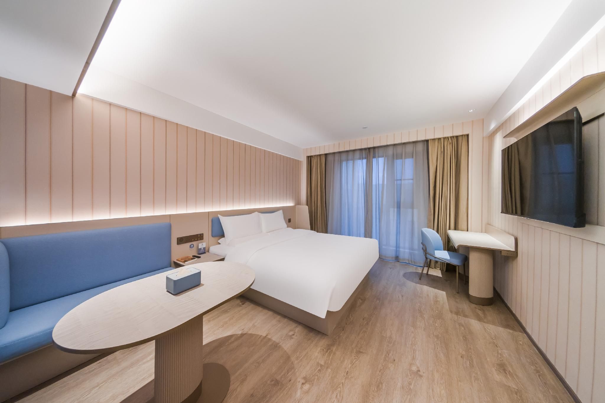 Huazhu - Superior BedRoom