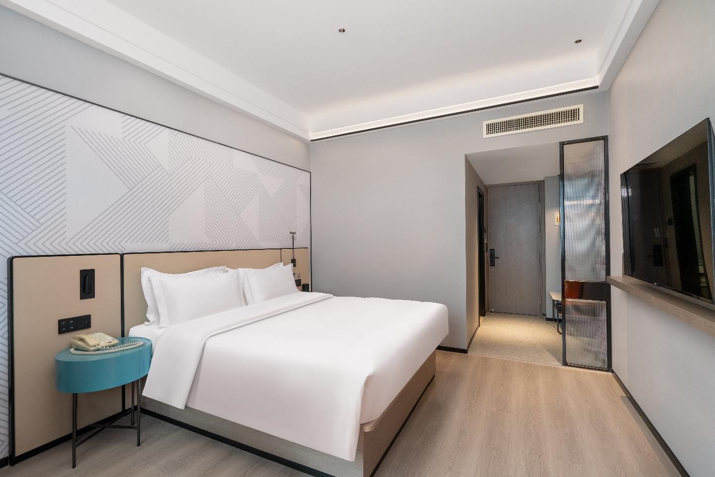 Dossen - Bed Room With City View