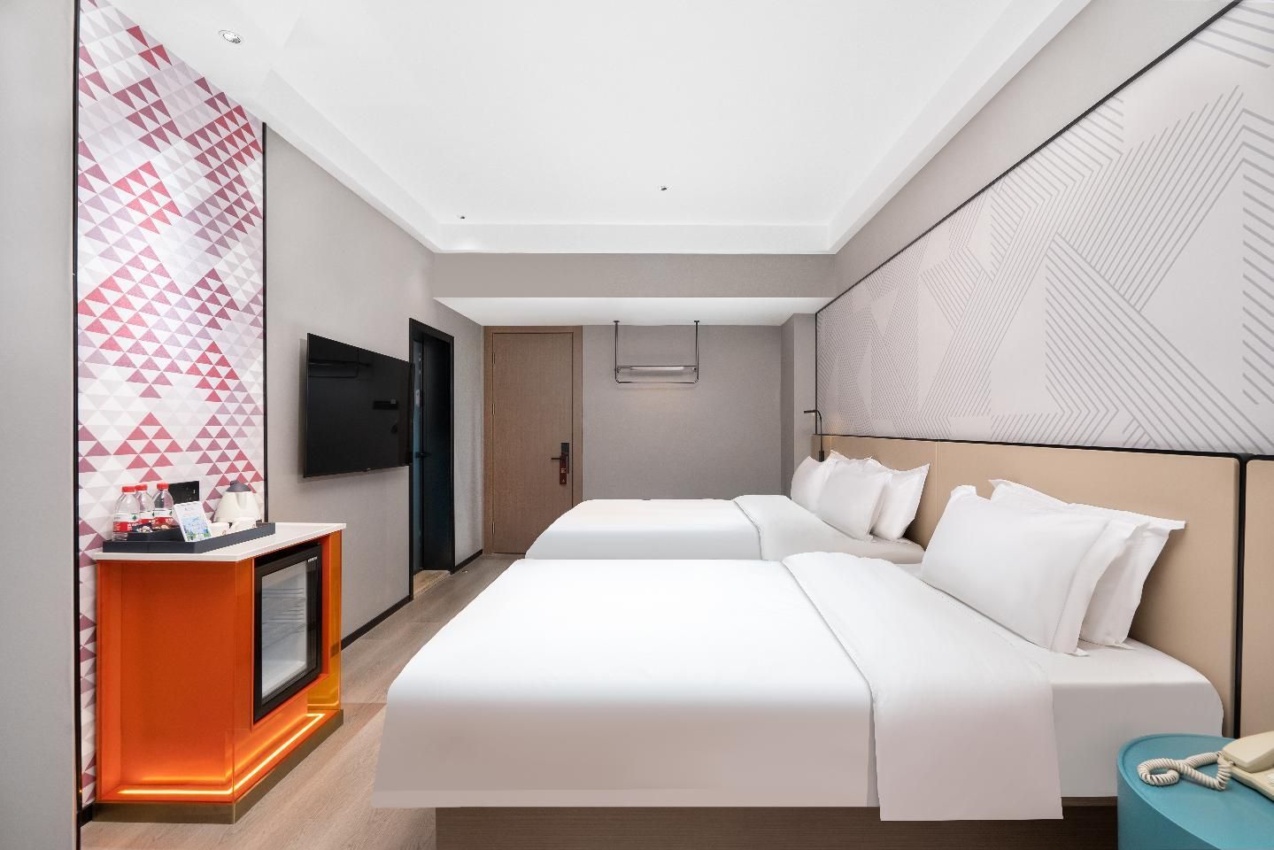 Dossen - Family Room