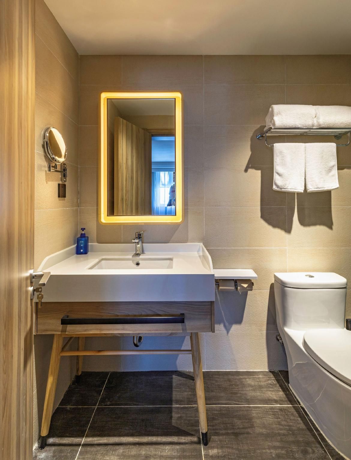 b917973aa86c1384d8134610b44fa494