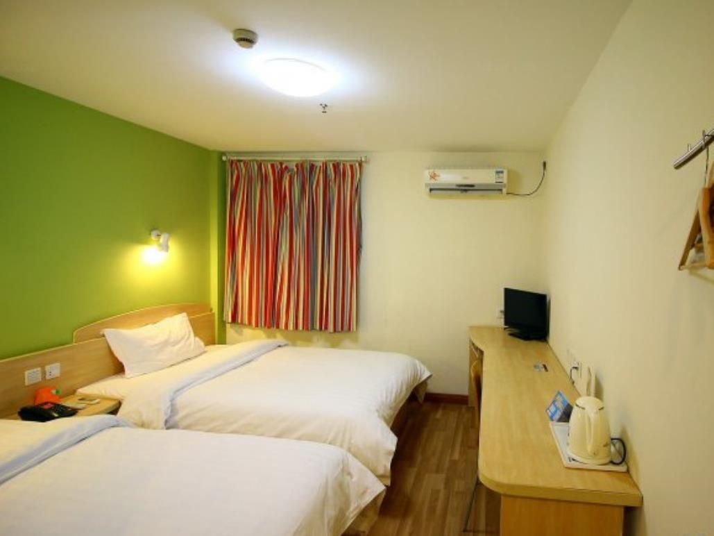 Corporate Twin, Guest room, 2 Twin/Single Bed(s), City view