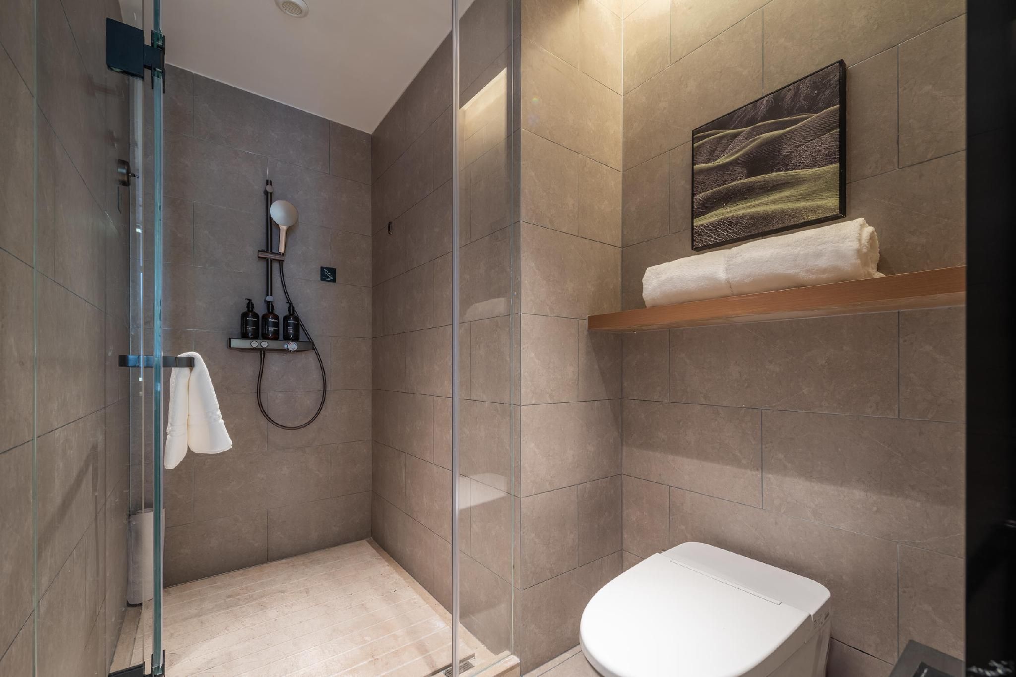 Atour - Premier 1 Bed Room with City View