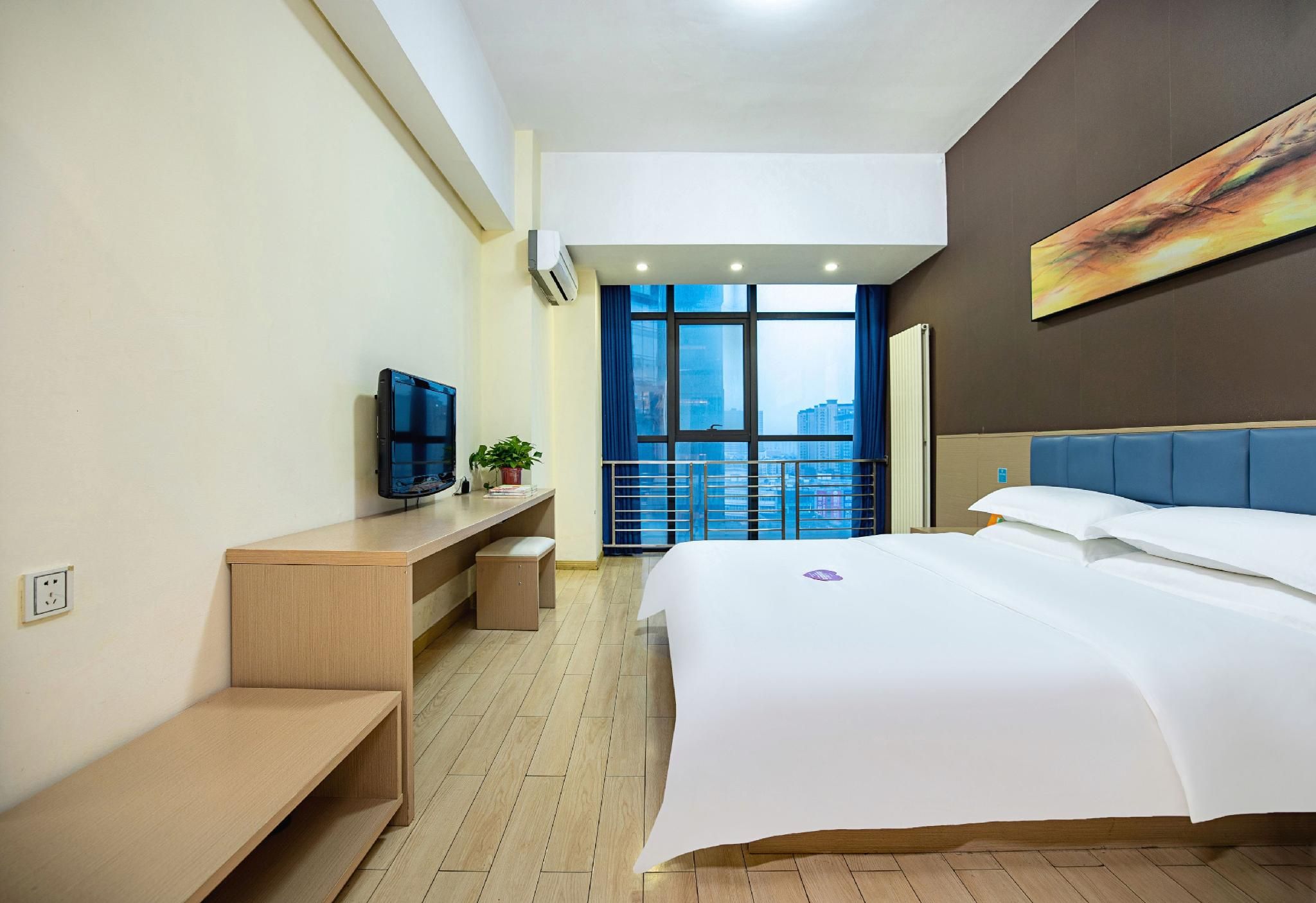 WH - Traditional Bed Room