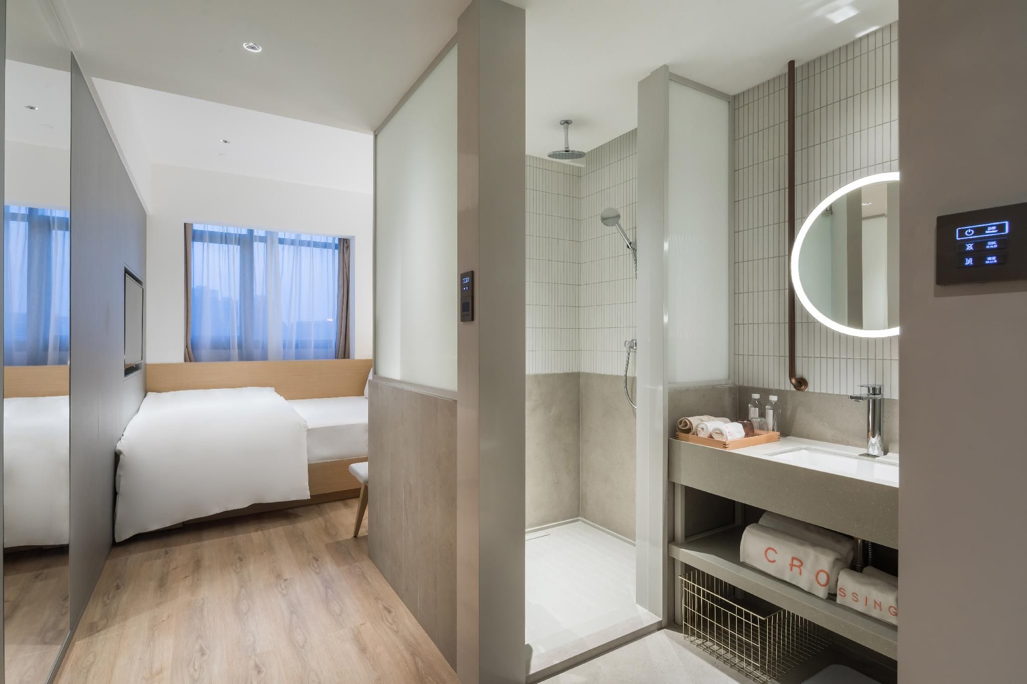 Rezen - XS Mini 1 Bed Room