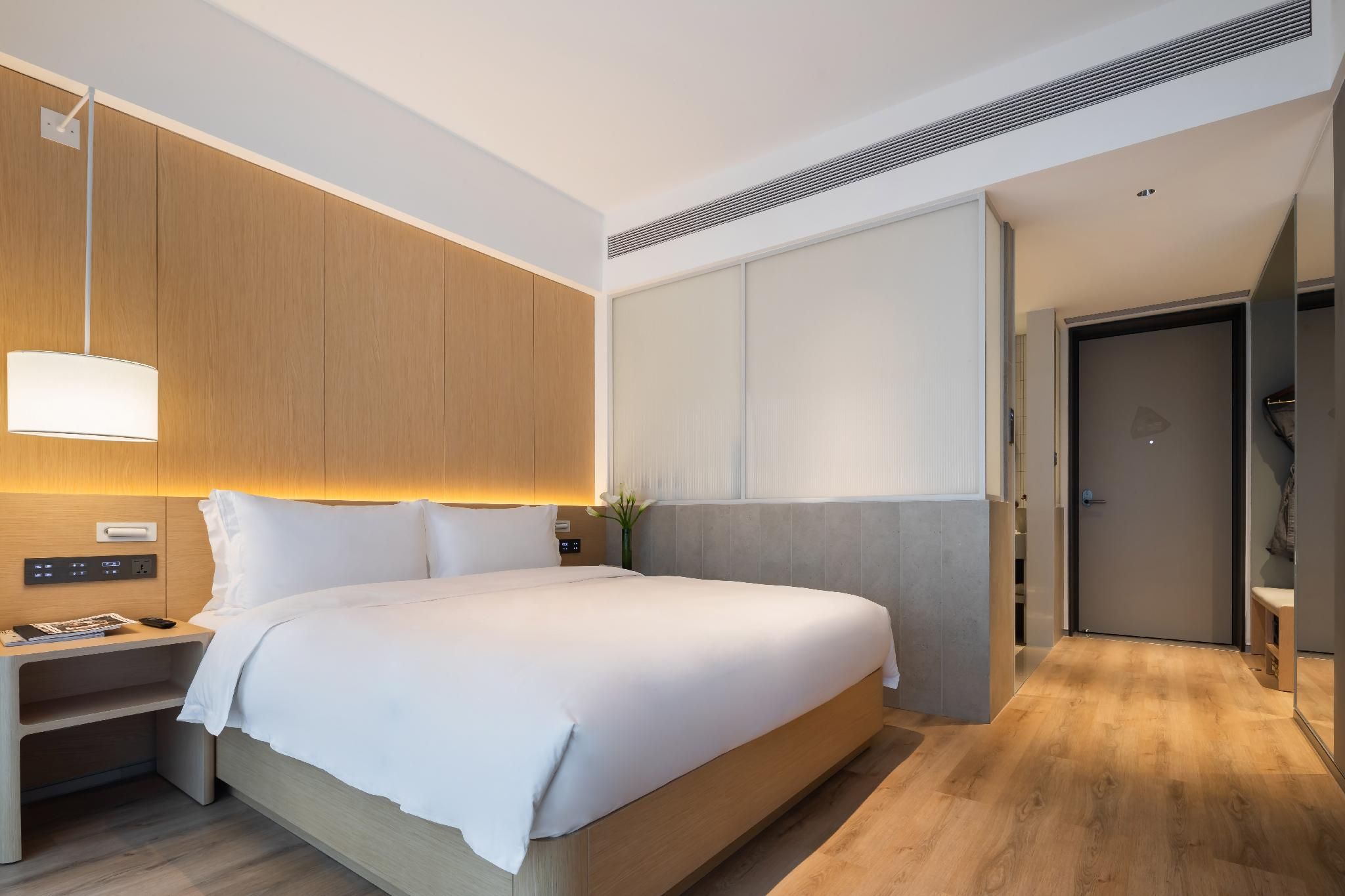 Rezen - M 1 Bed Room